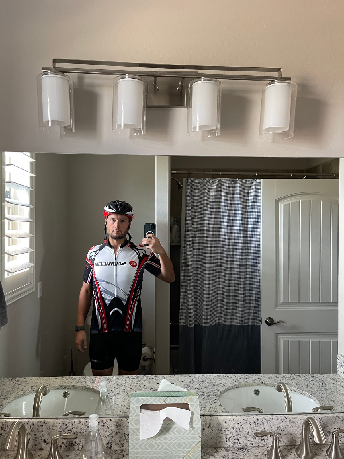 sponeed Men's Cycling Jerseys Tops Biking Shirts Short Sleeve Bike Clothing Full Zipper Bicycle Jacket with Pockets customer photo 1