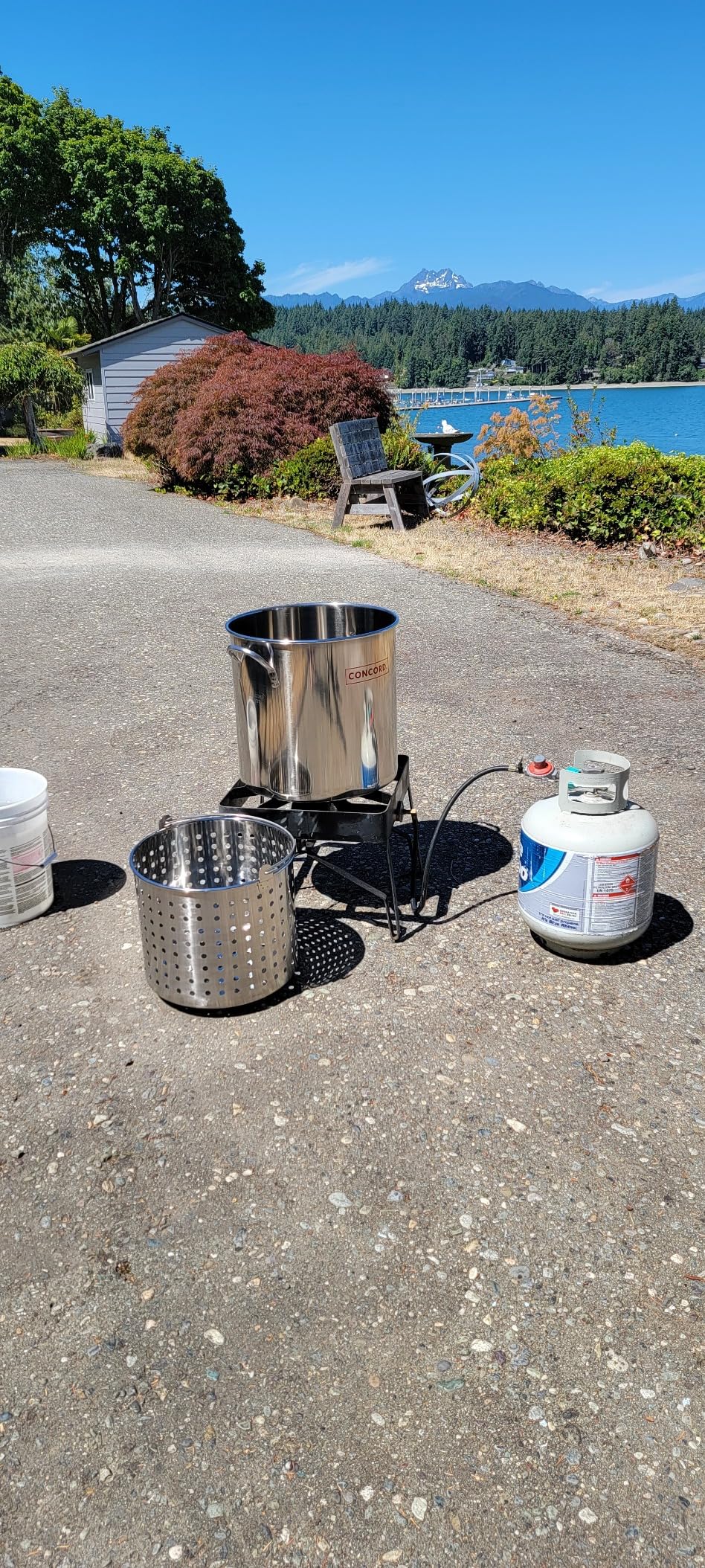 CONCORD Stainless Steel Stock Pot w/Steamer Basket. Cookware great for boiling and steaming (40 Quart) customer photo 2