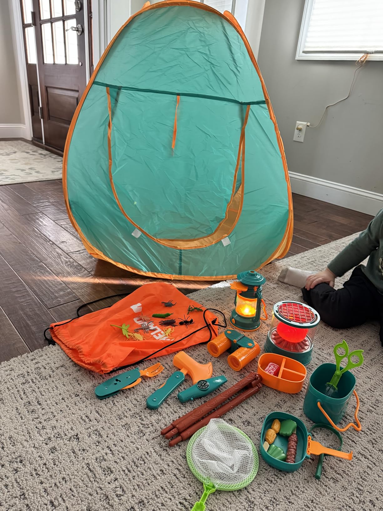 Meland Kids Camping Set for Kids 3-6, Pretend Adventure Toy Gift | Pop-up tent, campfire, lantern, binoculars and camping gear customer photo 2