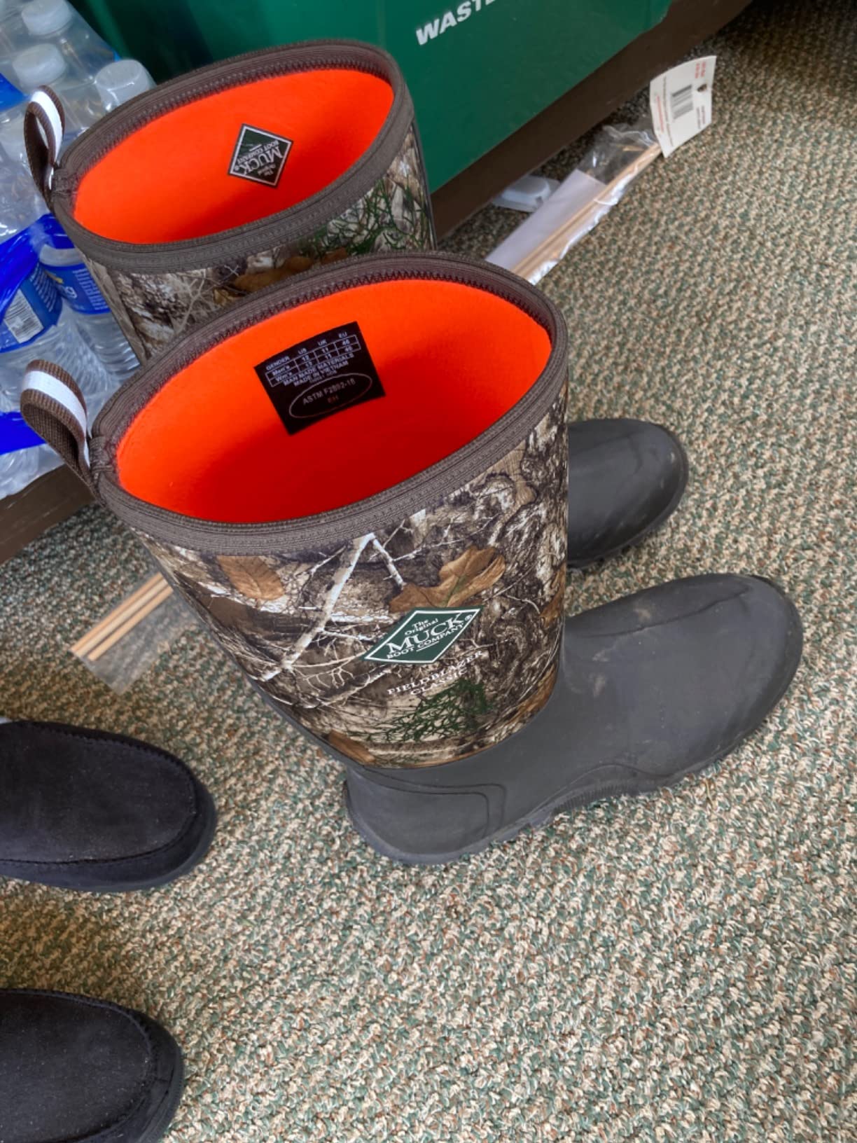 MUCK Men's Edgewater Classic Mid Boot customer photo 1