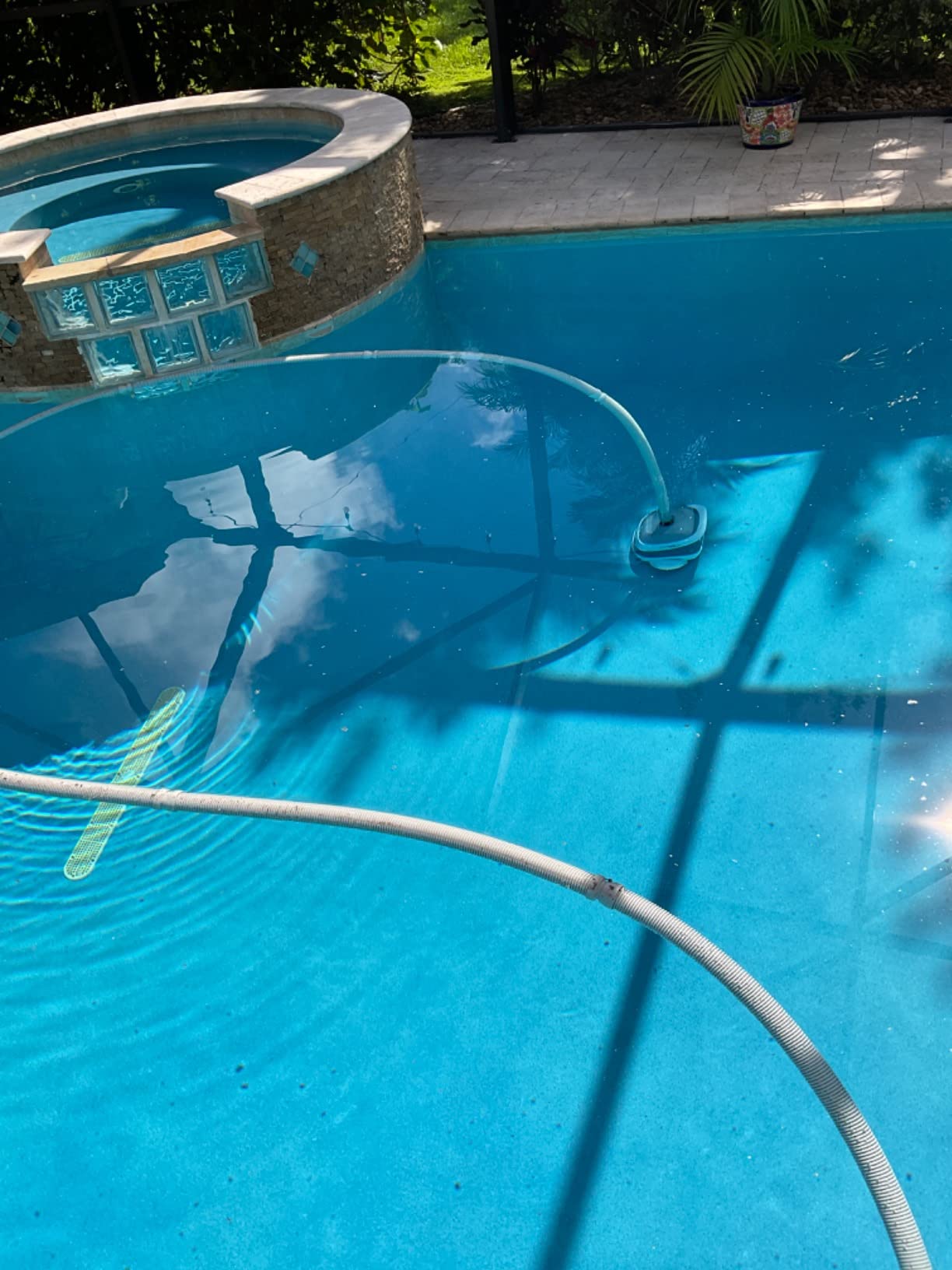 Hayward PoolVac XL Suction Pool Cleaner for Inground Pools up to 20 x 40 ft | W32025ADC Gunite Pool Cleaner Automatic Pool Vacuum for In-Ground Pools | Easy to Connect Pool Cleaning Tool for Gunite Pools customer photo 1