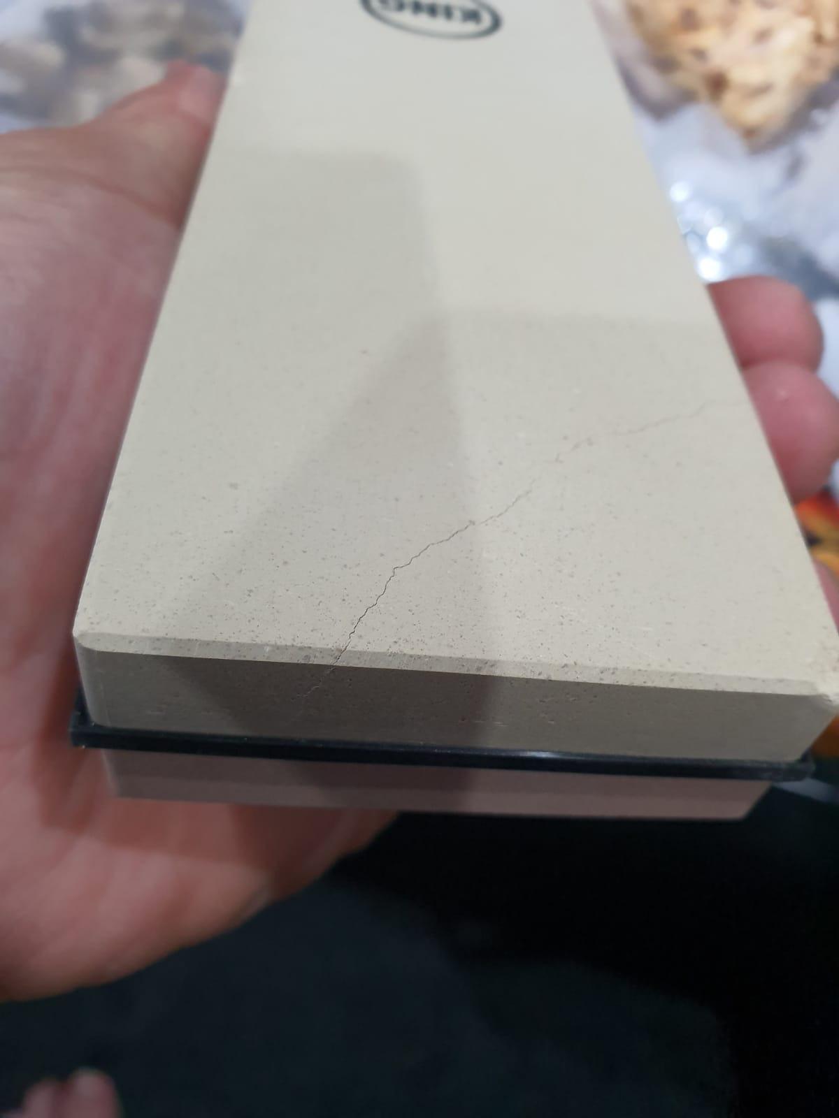 KING Whetstone Starter Set Include 1000/6000 Grit Combination Whetstone made in Japan, Knife Angle Holder, B&B Japan Original Wiping Cloth and Stable Plastic Base customer photo 2
