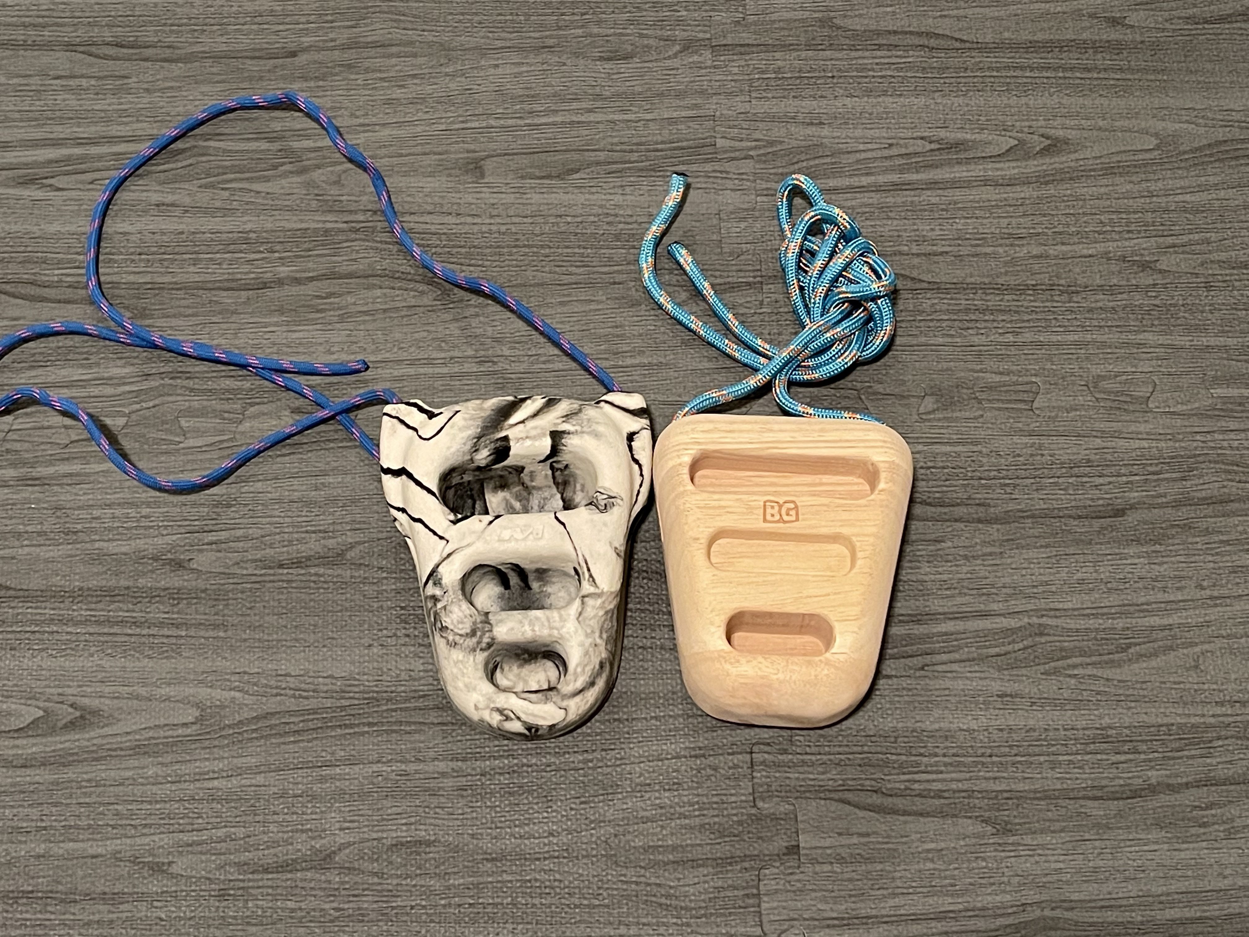 BG Climbing Wood Hangboard Rock Climbing Holds - Sturdy Hang Board for Climbers customer photo 1