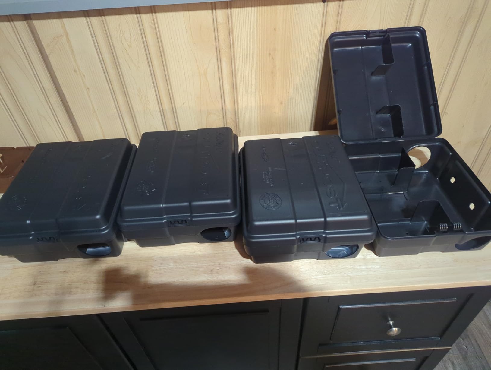 Outpost Rat Bait Station | Single Station Targets Small Mice Up to Large Rats | Position Horizontal or Vertical | Made in USA customer photo 1