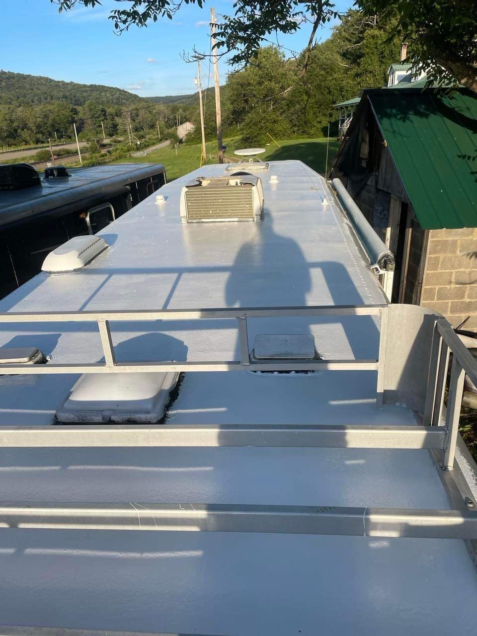 Ziollo RV Roof Sealant - Leak Repair 100% Silicone Liquid Rubber - Premium Waterproof Coating for Campers, Pop Up, Motorhomes, and Travel Trailers - Easy DIY Application - White 1 Gallon customer photo 1