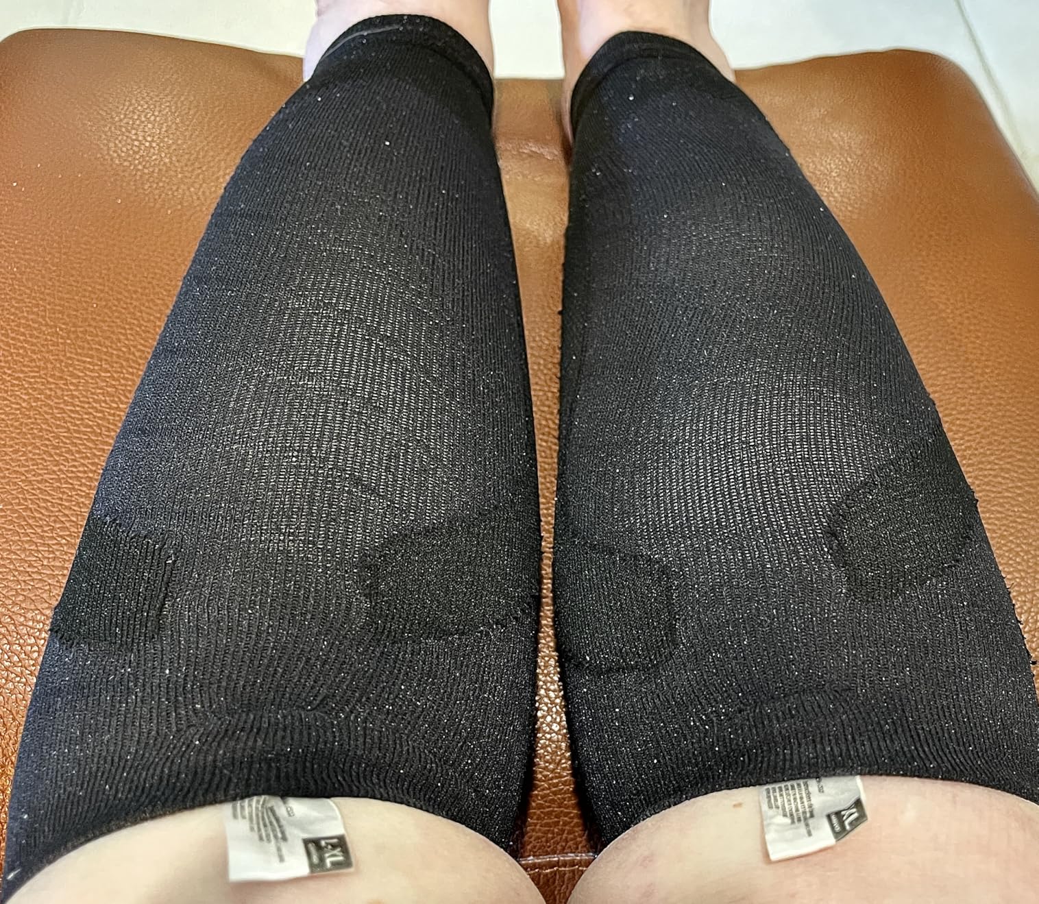 CAMBIVO 3 Pairs Calf Compression Sleeve for Women Men - Footless Shin Splint Compression Sleeves, 15-20mmHg Graduated Compression Leg Brace for Running, Cycling, Shin Splint Relief, Varicose Veins, Nurse, Travel customer photo 2