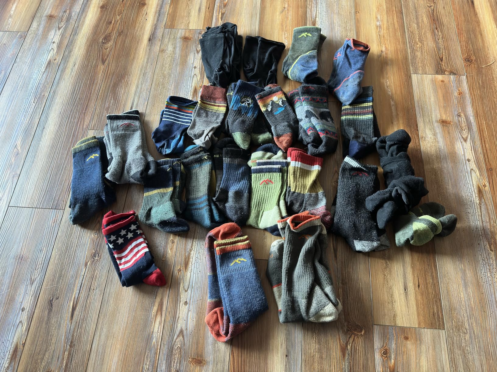 Darn Tough Men's Stride Micro Crew Lightweight Run Socks (Style 1036) customer photo 1