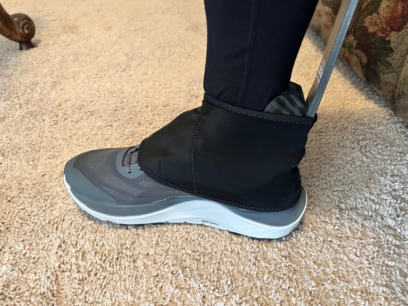 Topo Athletic Unisex Adult Topo Performance Trail Gaiter | Lightweight Stretch Nylon Black/Black Shoe Gaiter for Trail Running customer photo 1
