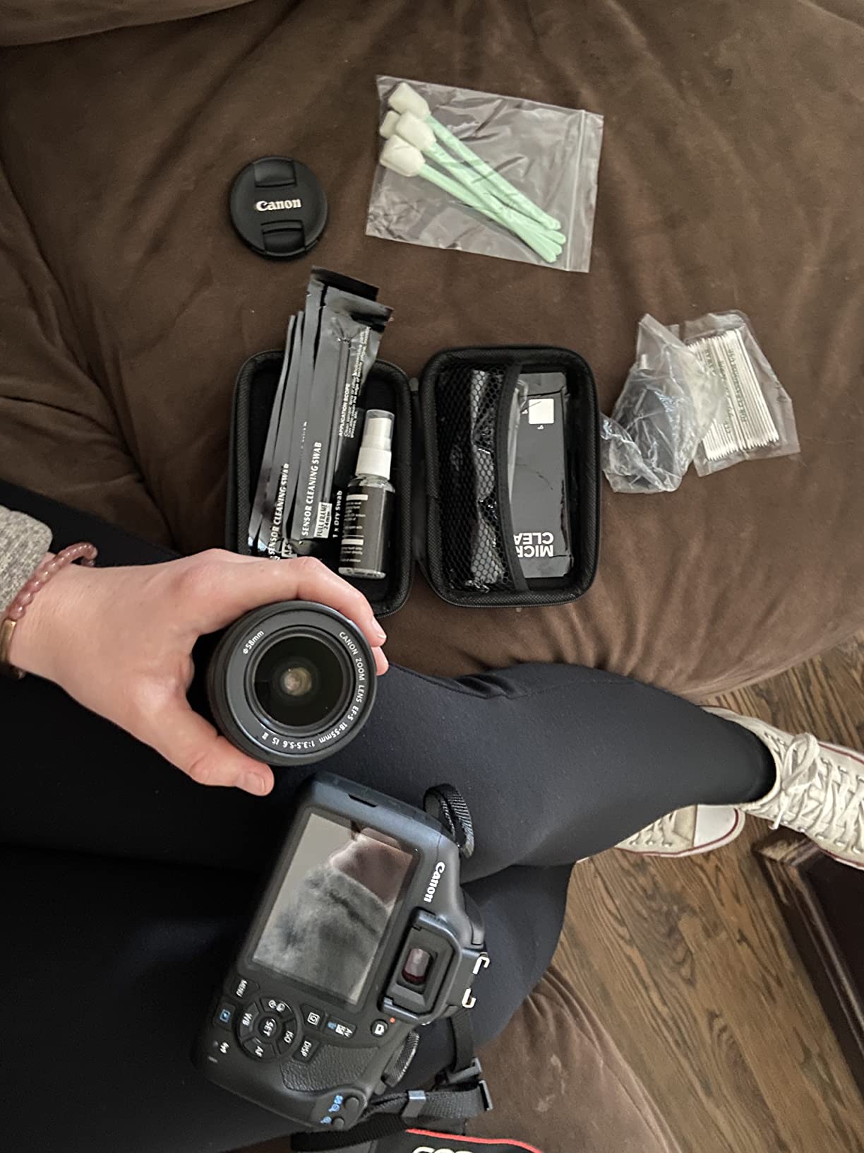 Professional DSLR Camera Cleaning Kit with APS-C Cleaning Swabs, Microfiber Cloths, Camera Cleaning Pen, for Camera Lens, Optical Lens and Digital SLR Cameras. customer photo 1