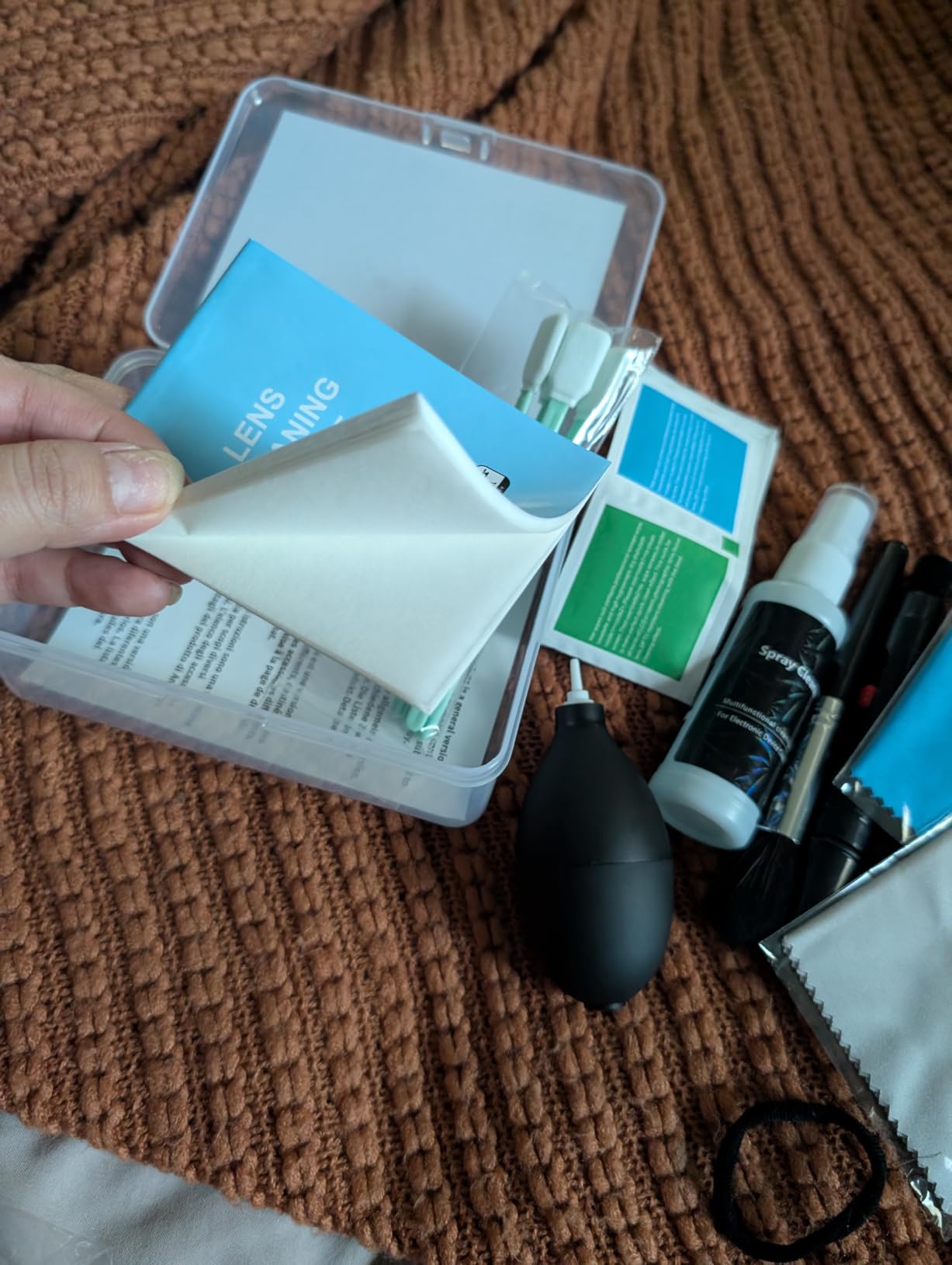 Aispour Camera Lens Cleaning Kit, 10-in-1 Camera Cleaning Kit | Camera Lens Cleaner and Camera Accessories, Includes Lens Cleaning Kit/Lens Cleaner/Lens Cleaning Pen/Soft Brush customer photo 1