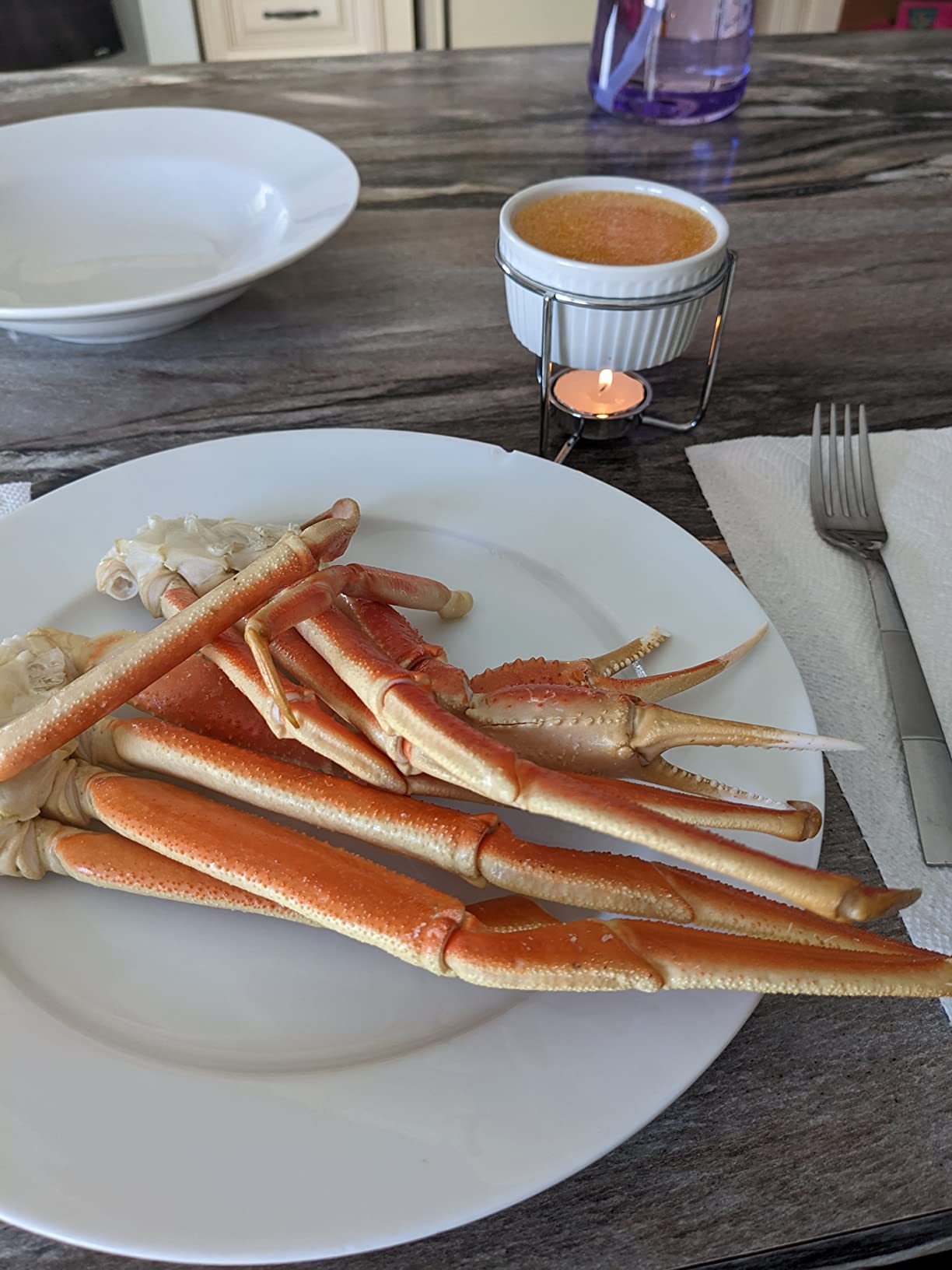 Luvan 33 Pcs Crab Crackers and Tools Set with 4 Crab Leg Crackers, 4 Crab Forks, 4 Lobster Shellers, 4 Butter Warmers, 1 Seafood Scissors, 14 Tealight Candles, 2 Crab Grabber-Seafood Boil Party Supply customer photo 2