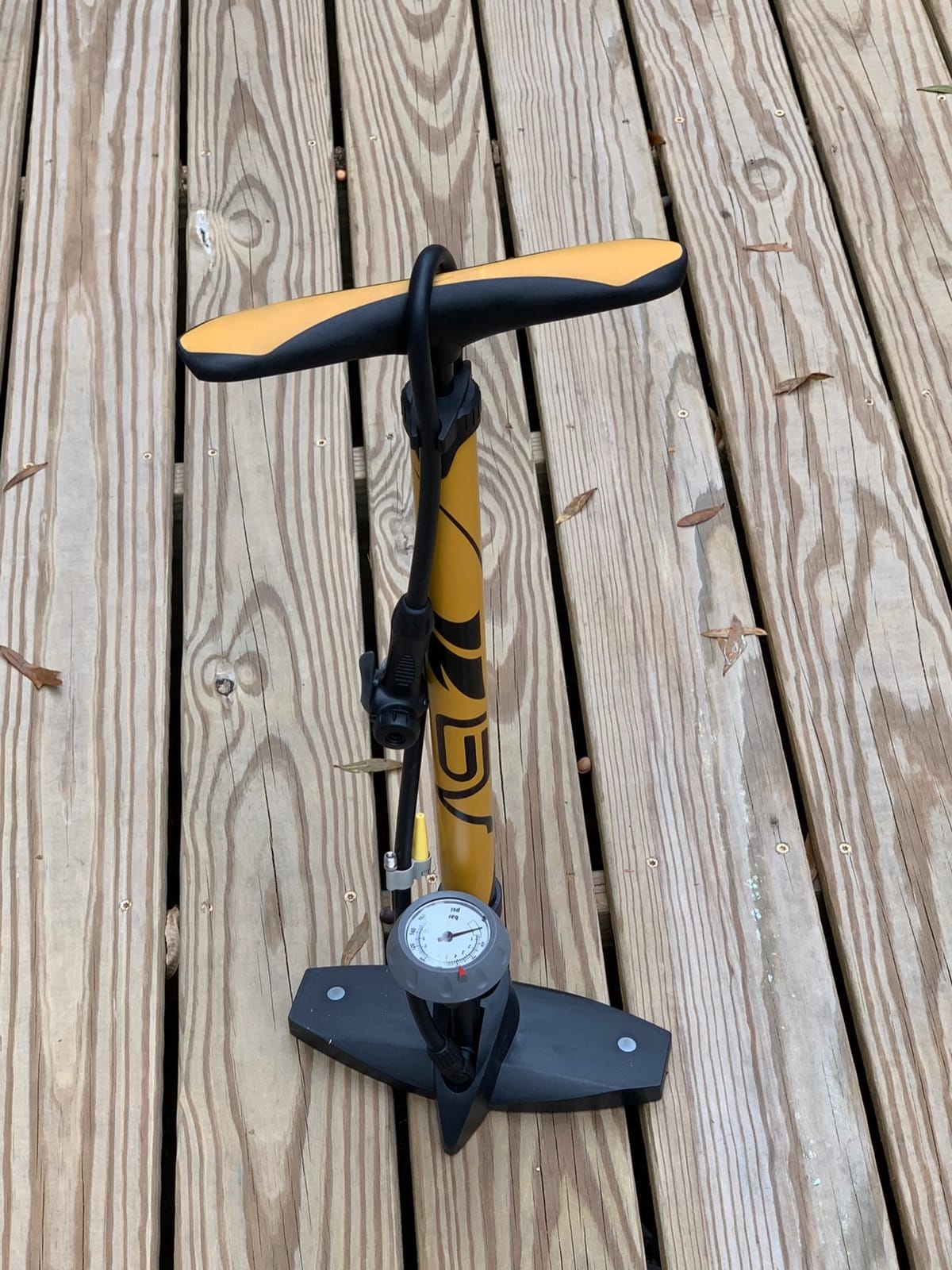 BV Bicycle Pump Durable Bike Floor Pump 17/24 inch Smart Valve Head, 160 psi, Automatically Reversible Presta and Schrader customer photo 2