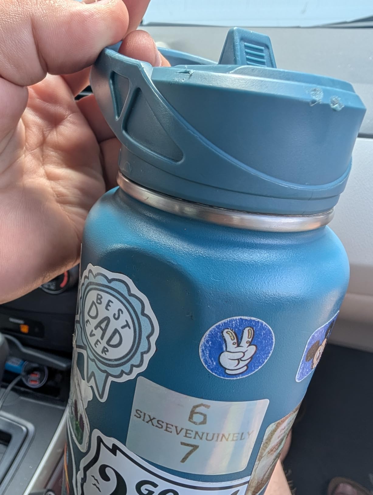 CIVAGO 32 oz Insulated Stainless Steel Water Bottle With Straw and 3 Lids customer photo 1