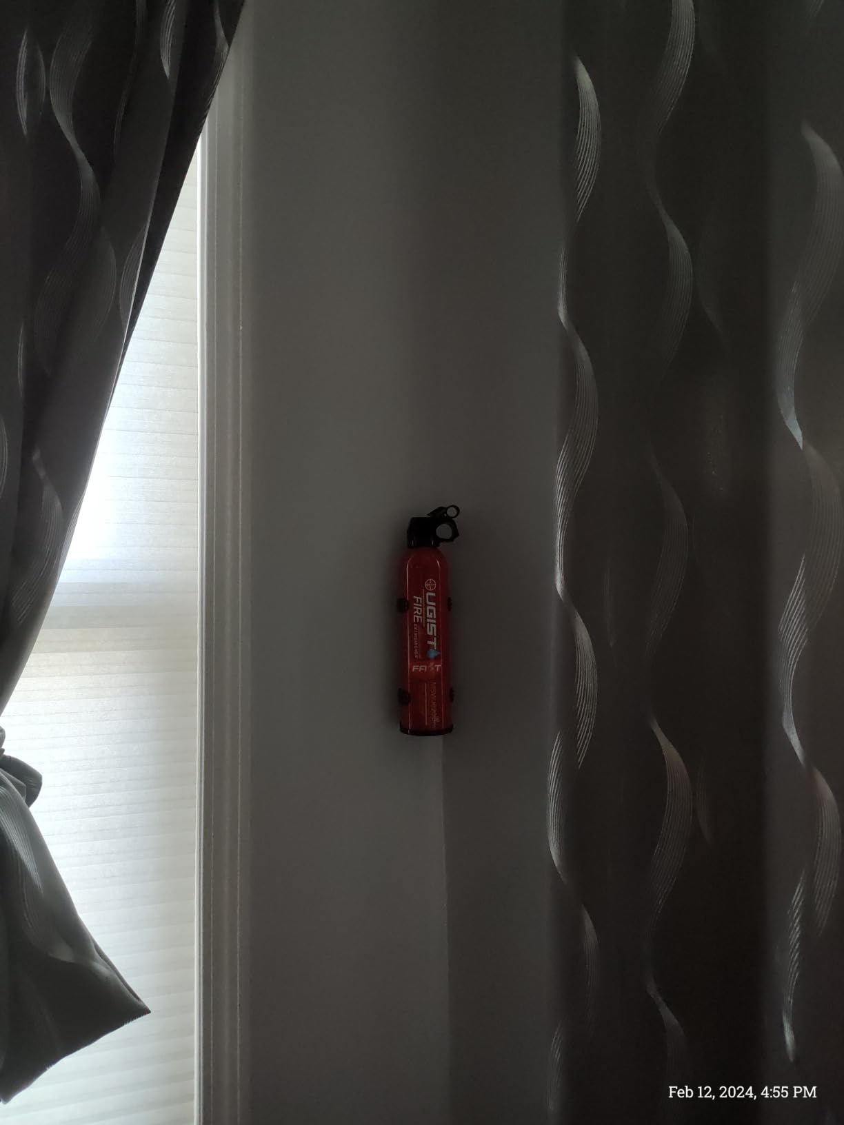 Ougist Small Portable Fire Extinguisher for Home and Car, 21oz Each, 1-Pack, Water-Based Fire Extinguishers for Quick Emergency Response, Prevent Re-Ignition, Ideal for Vehicle and Camping,Kitchen customer photo 1