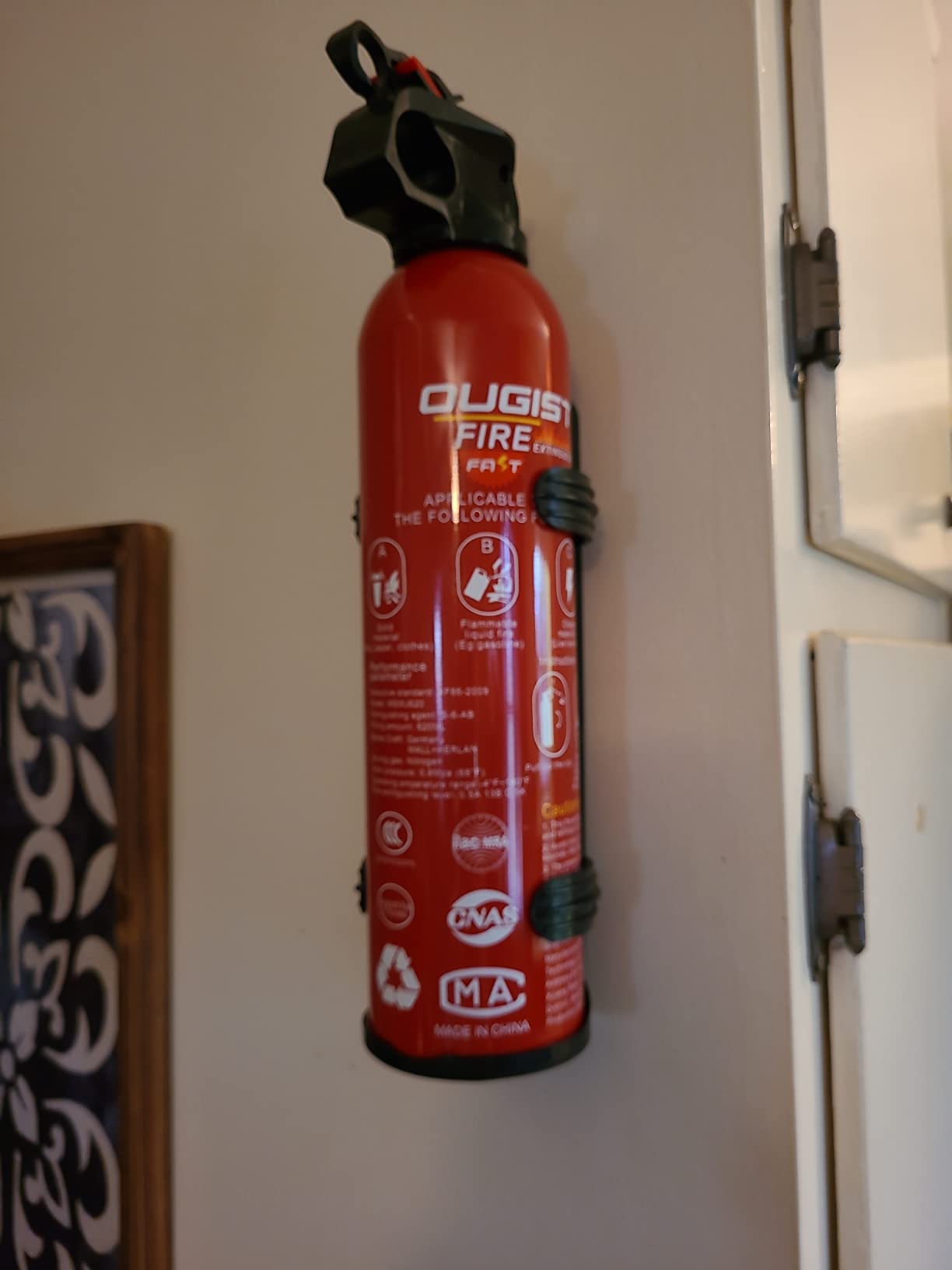 Ougist Small Portable Fire Extinguisher for Home and Car, 21oz Each, 1-Pack, Water-Based Fire Extinguishers for Quick Emergency Response, Prevent Re-Ignition, Ideal for Vehicle and Camping,Kitchen customer photo 2