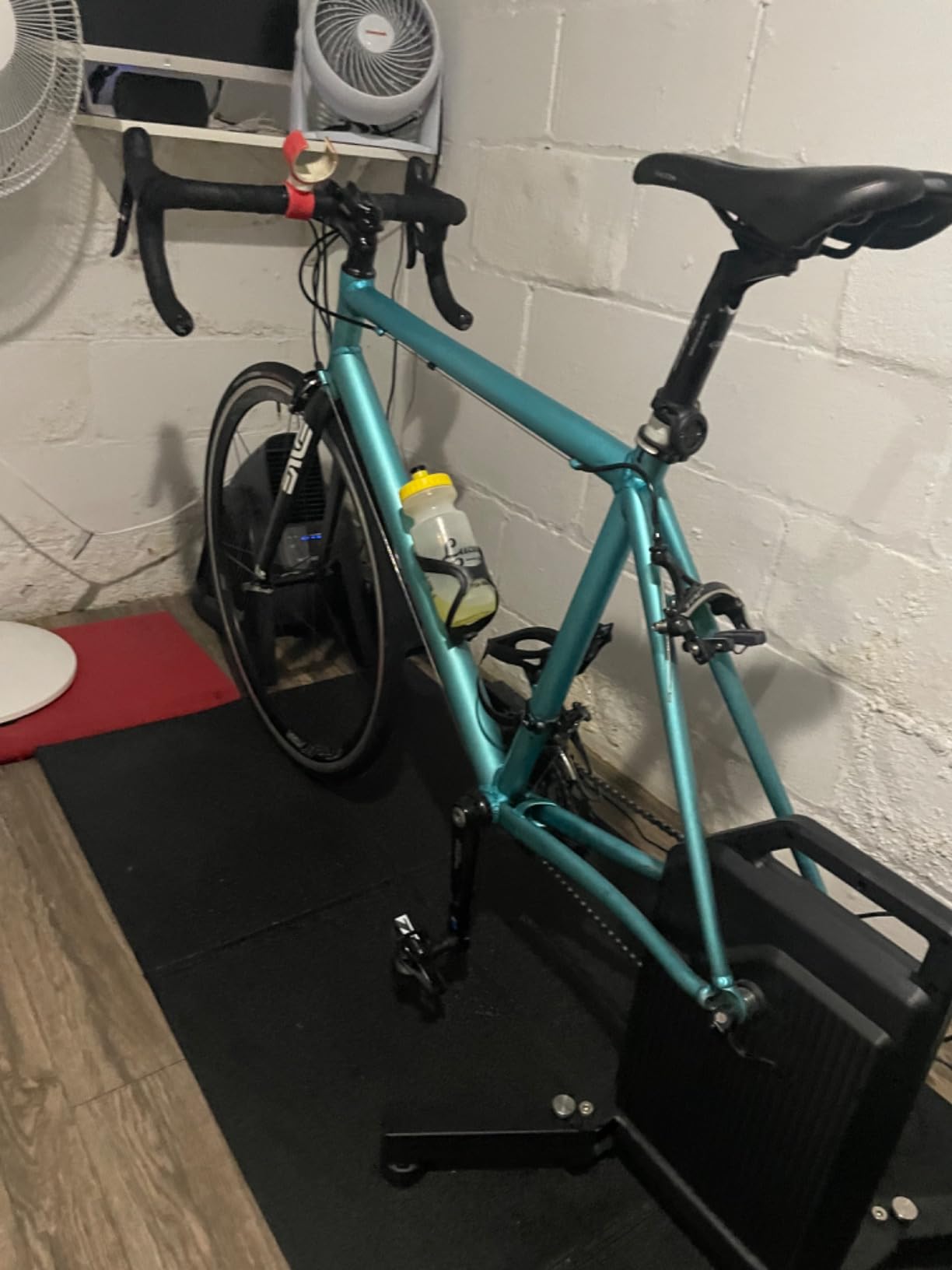 CYCPLUS Smart Bike Trainer, Brushless Motor, Gradient Simulator, BLE & ANT+ customer photo 2