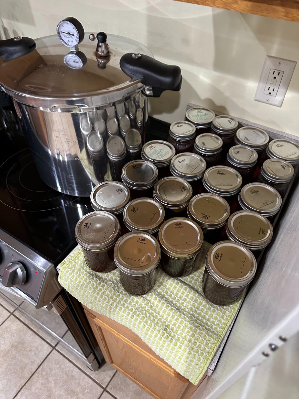 THE TANKER by Denali Canning - 23 Quart Beginner Friendly Pressure Canner & Cooker | Induction Compatible | Pressure Gauge, 15lb & 10lb Weights customer photo 2