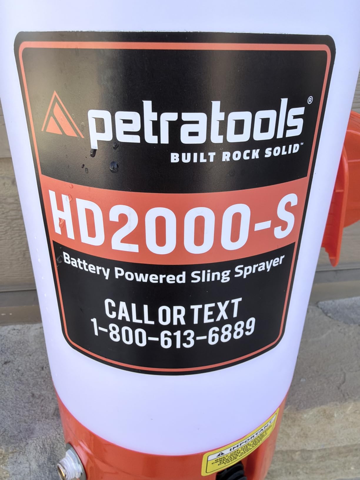 PetraTools Battery Powered Sprayer 2 Gallon - HD2000-S - Heavy Duty Electric Sprayer for Lawn and Garden Weed/Pest Control, Watering - with Battery, Charger & 2 Nozzles (2 Gallon) customer photo 2
