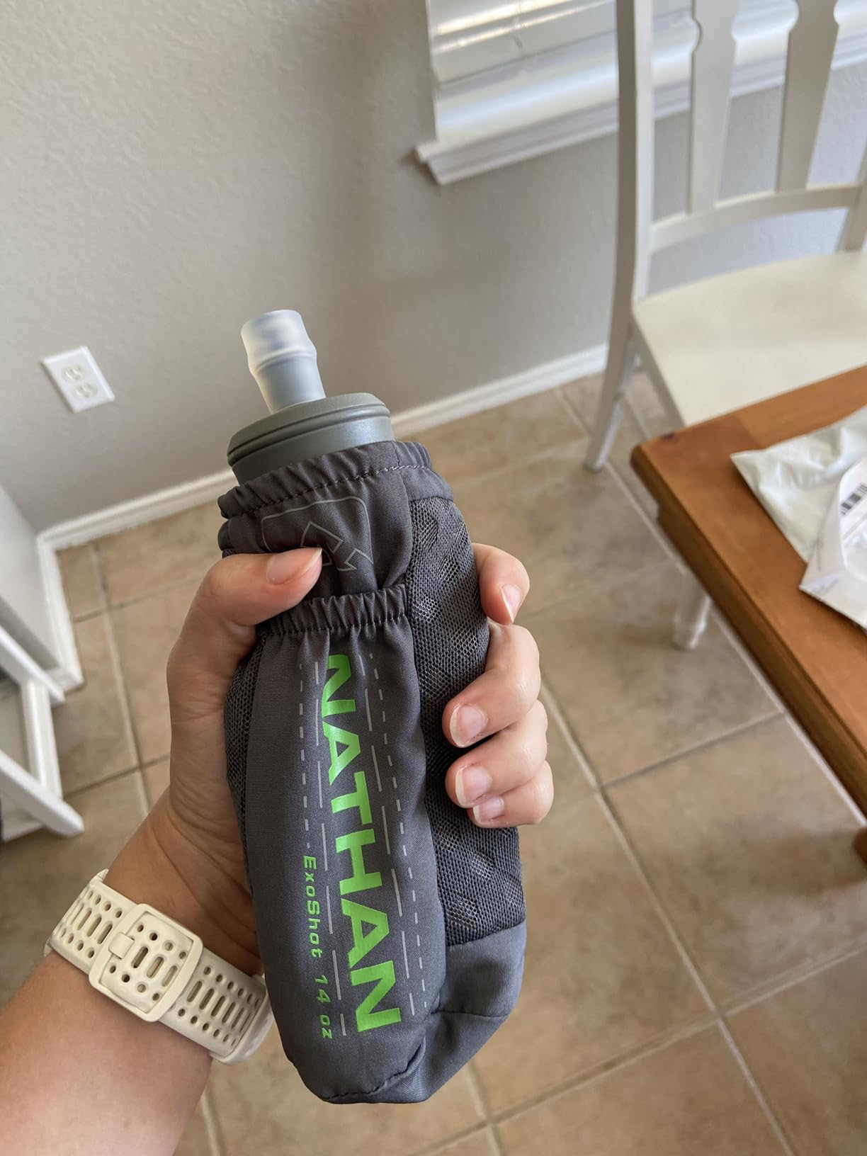 Nathan ExoDraw & ExoShot 2.0 Flask, Handheld Water Bottle for Marathons, Hiking, Ultra Running and Outdoor Activity customer photo 1