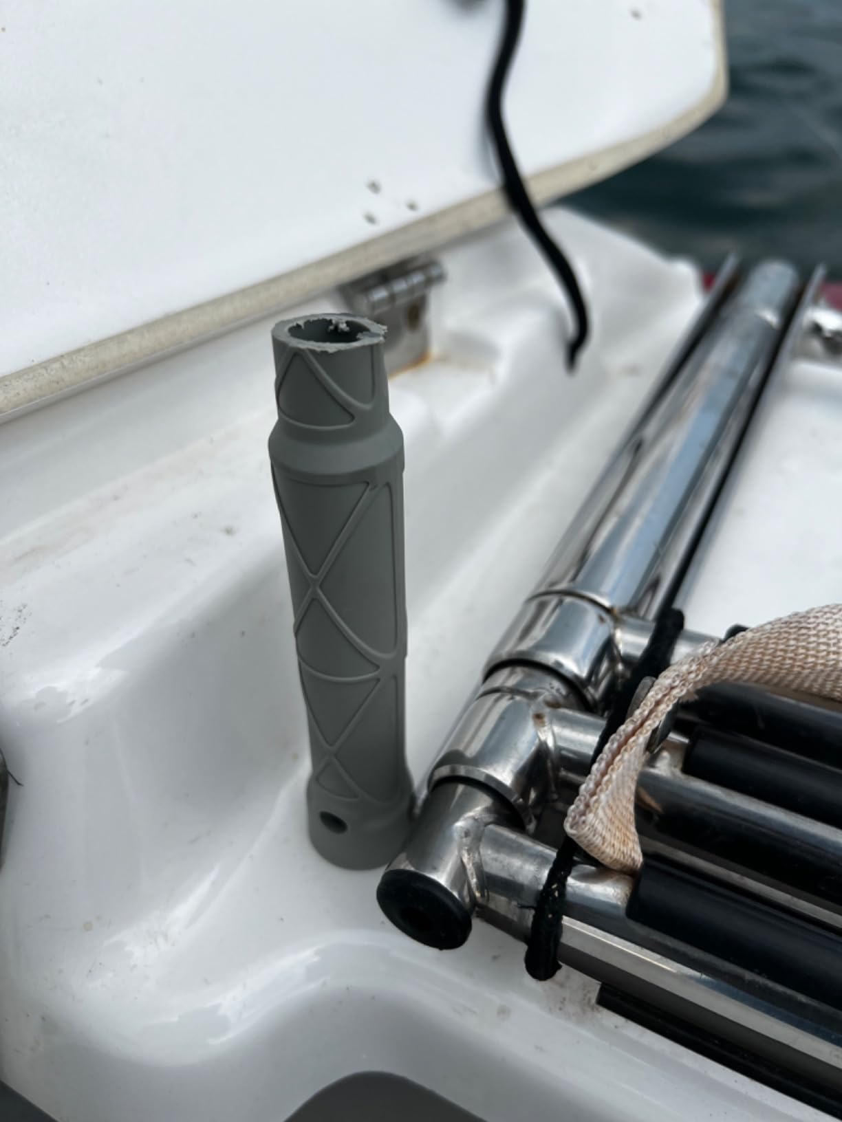 Anchor-Man Premium Boat Anchor Kit, Fluke Style Small Boat Anchor Kit, Includes Sea Anchor Chain, Anchor Rope & Free Anchor Storage Bag customer photo 1