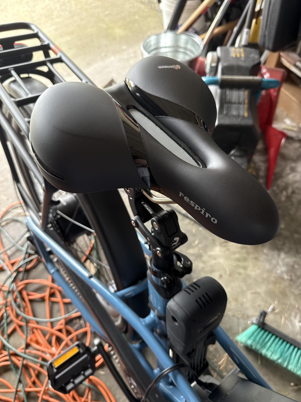 Selle Royal Respiro Relaxed, Unisex Bike Seat with Ventilation Channel for Extra Comfort customer photo 1