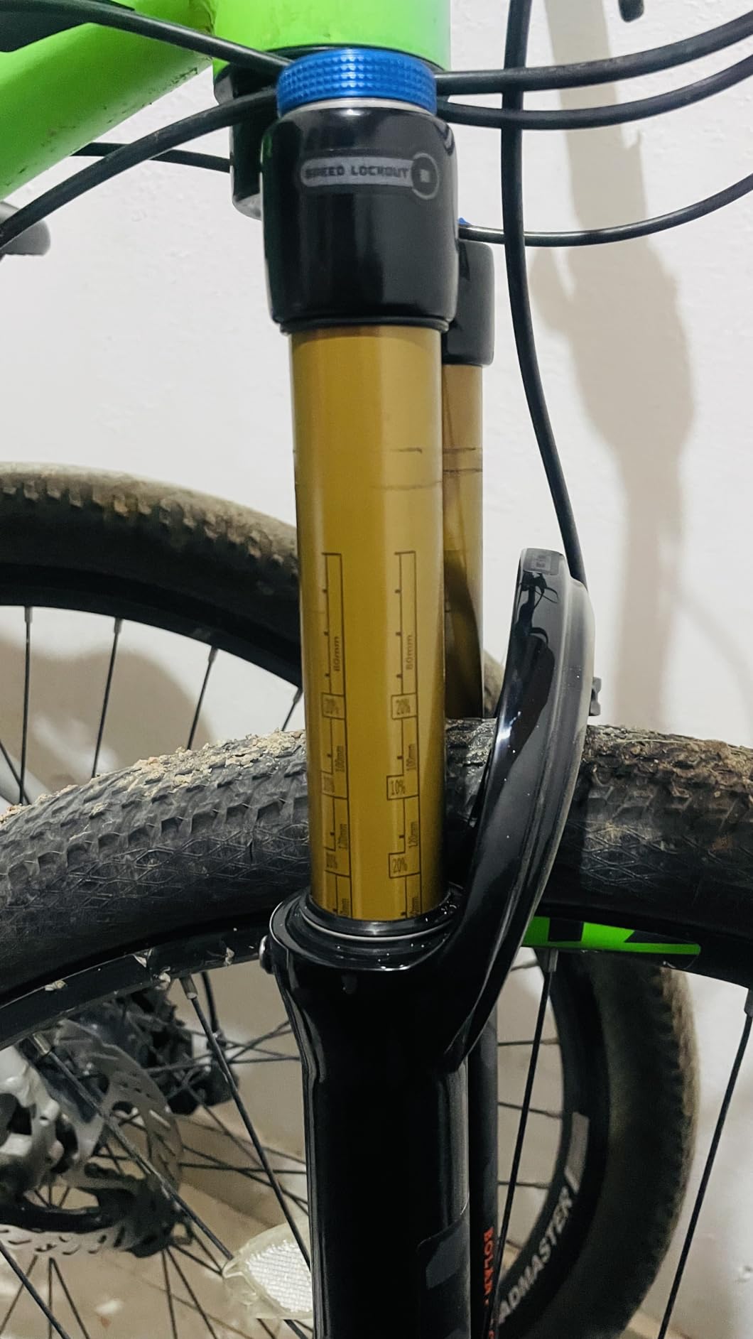 BOLANY 26/27.5/29inch Bike Suspension Fork 120mm Travel 28.6mm (1-1/8inch)*220mm Thread-Less Straight Steerer 9mm QR*100mm Spacing Disc Brake Version MTB Air Forks customer photo 1