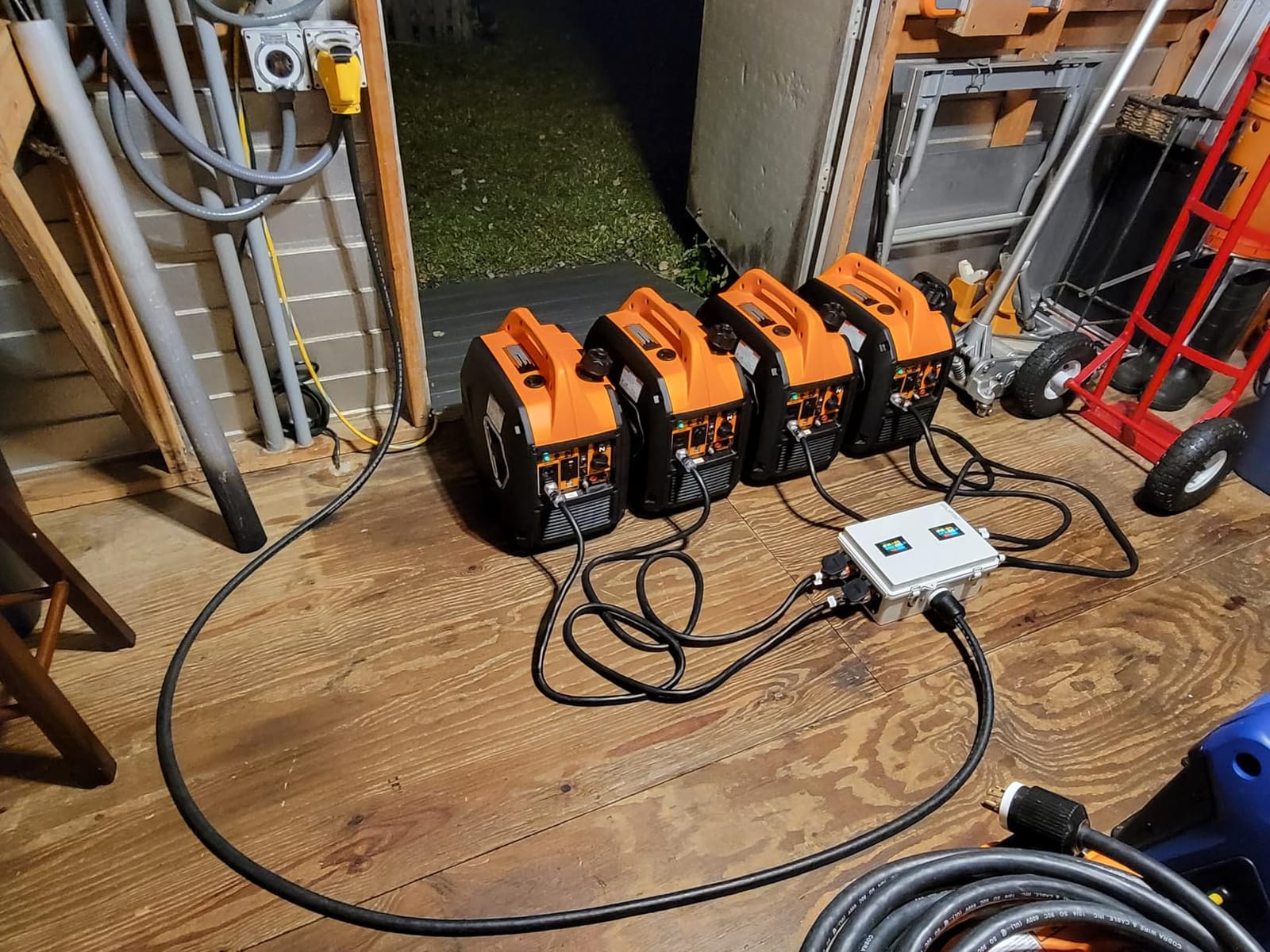 WEN Quiet and Lightweight 4800-Watt RV-Ready Portable Inverter Generator with Fuel Shut Off (56477i) customer photo 2