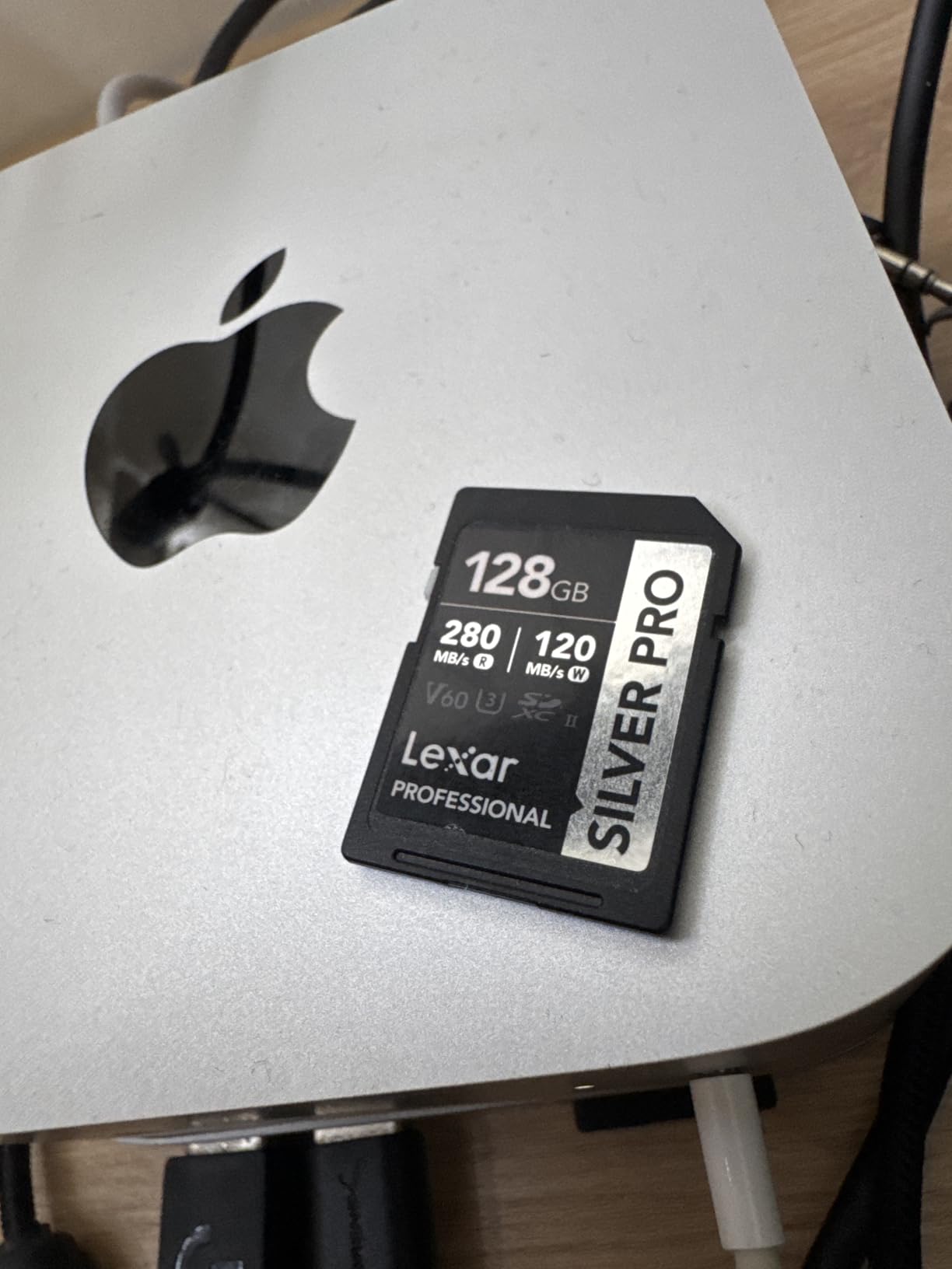 Lexar 256GB Professional SILVER PRO SD Card, UHS-II, C10, U3, V60, Full HD, 4K, Up To 280MB/s Read SDXC Memory Card, for Professional Photographer, Videographer, Enthusiast (LSDSIPR256G-BNNNU) customer photo 2