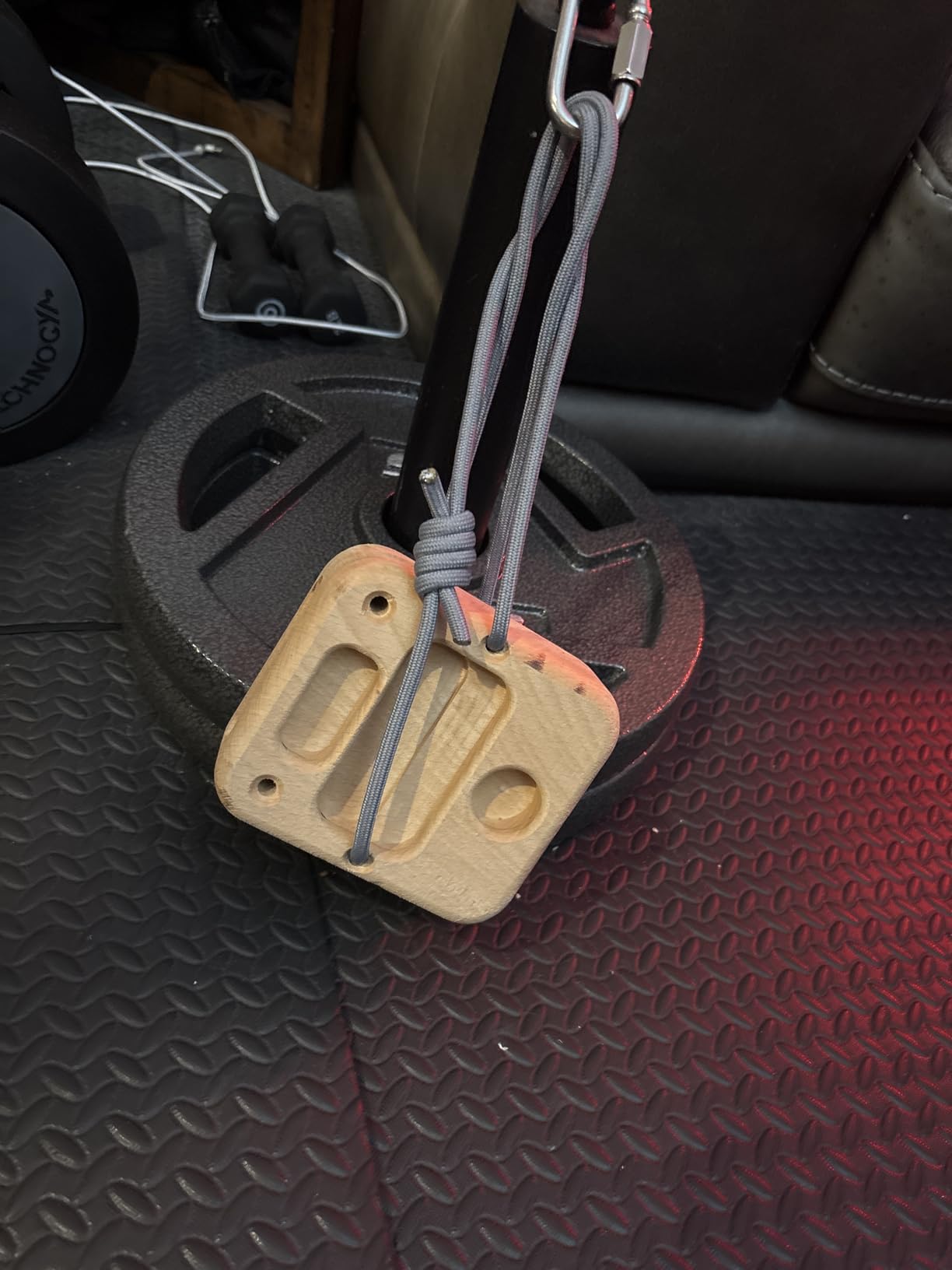 Portable Hangboard for Rock Climbing Holds, Fingerboard Trainer for Hand Grip Strengthener, Pinch Block Grip, Home Gym Fitness Workout Equipment - Hard Wood customer photo 2