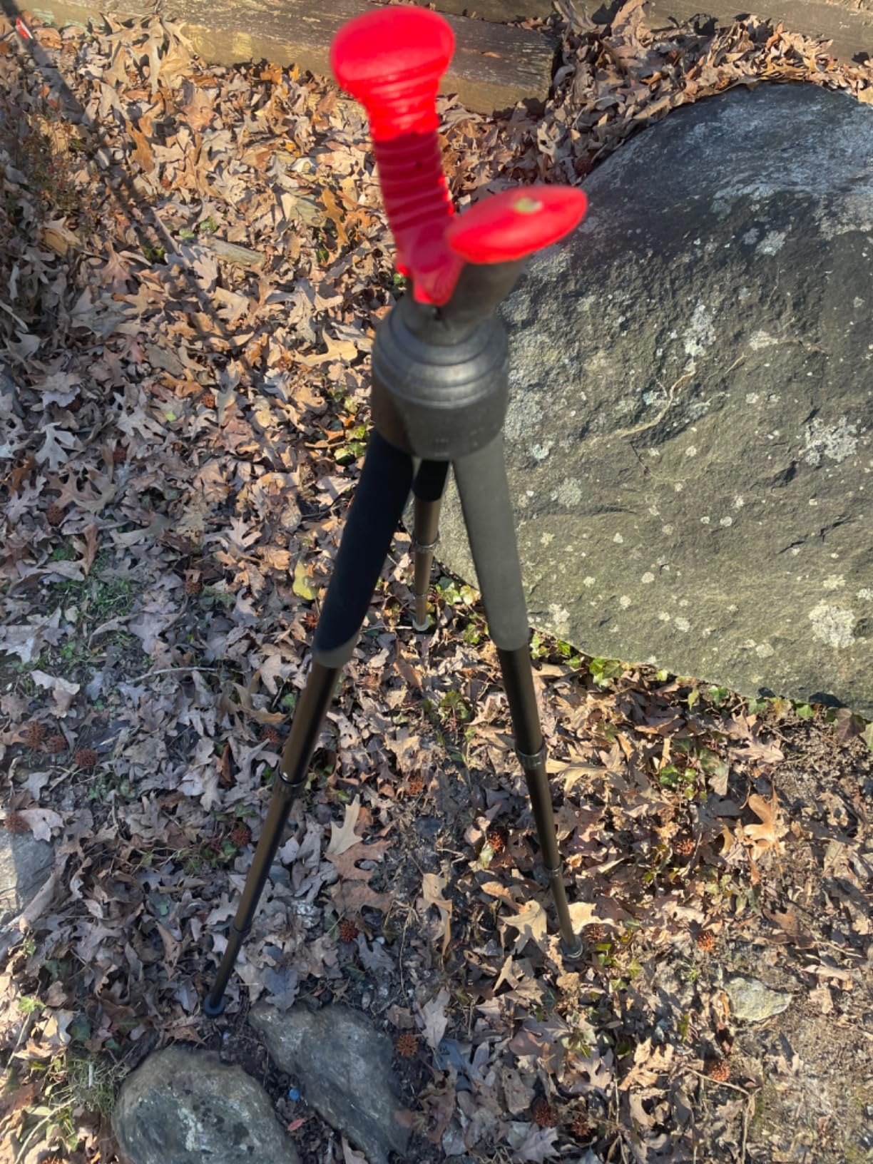 Zeadio Tripod Hunting Rest with High Density Foam Grip, Twist-Style Locking Leg, and Non-Marring V-Yoke Rest Head for Outdoor Activities customer photo 1
