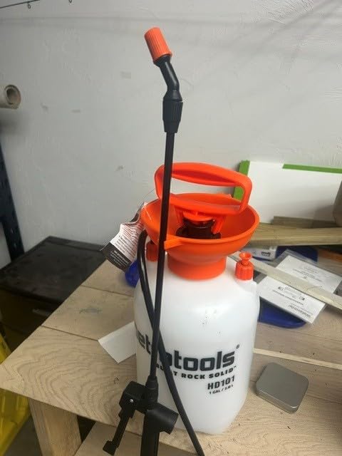 Petratools 1 Gallon Pump Sprayer - HD101 Garden Sprayer for Weeds, Lawn Care & Pesticides - 52