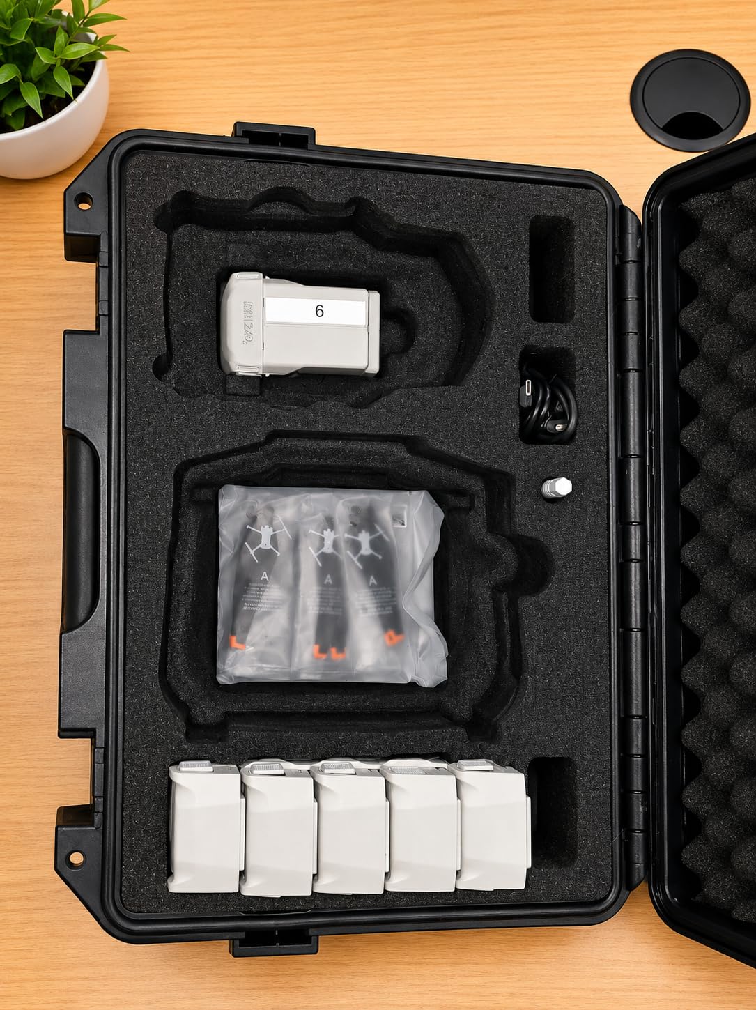 Lykus Titan MM410 Waterproof Hard Case for DJI Mini 4 Pro/Mini 3/Pro and RC2/RC/RC-N2/N1, Support 7 batteries and RC lanyard [CASE ONLY] customer photo 1