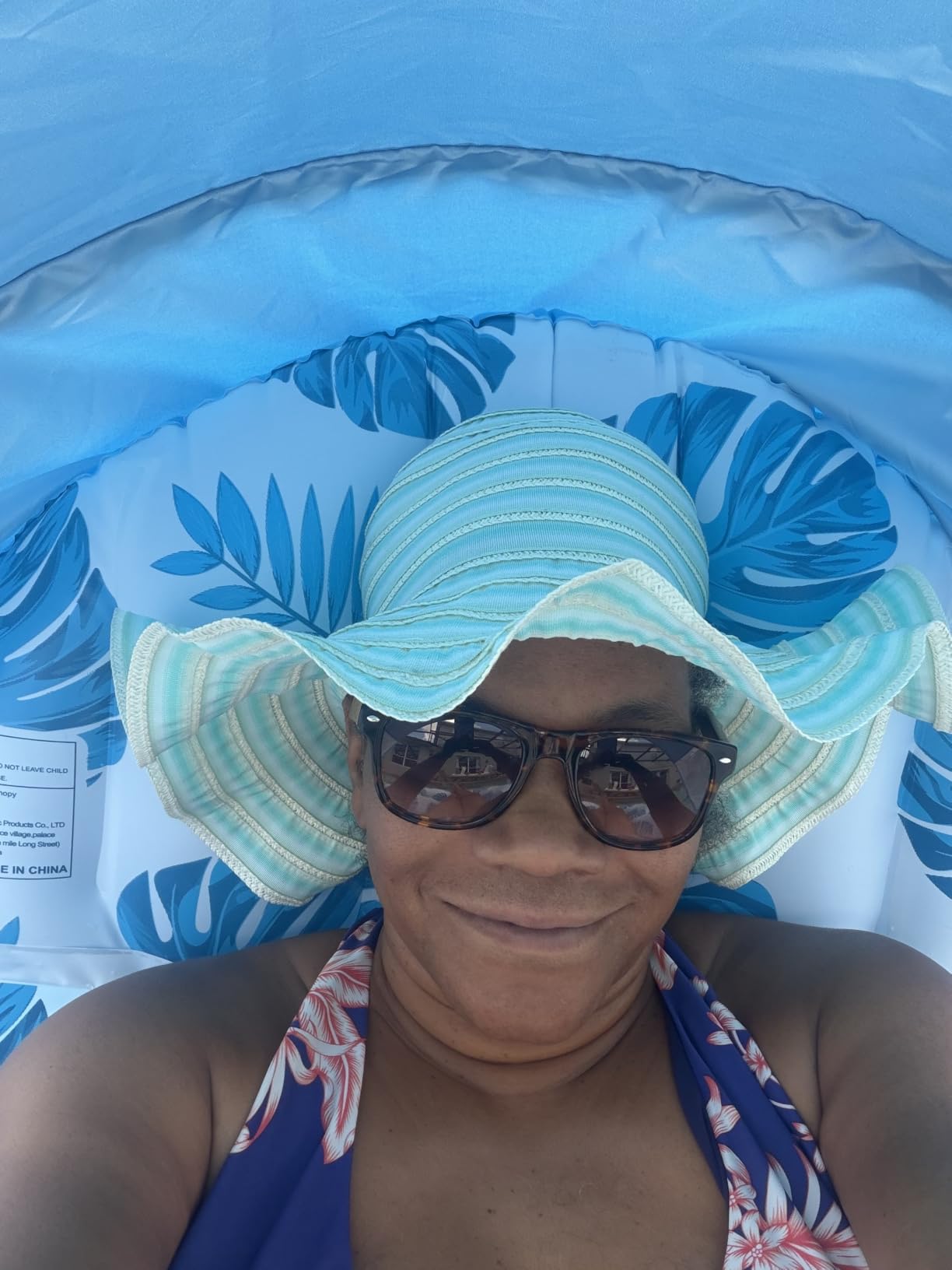 COOLCOOLDEE Pool Lounge Float with Canopy UPF50+, Extra Large Pool Floats for Adults Heavy Duty, Inflatable Lounger Float with Cup Holder & Backrest, Footrest customer photo 1