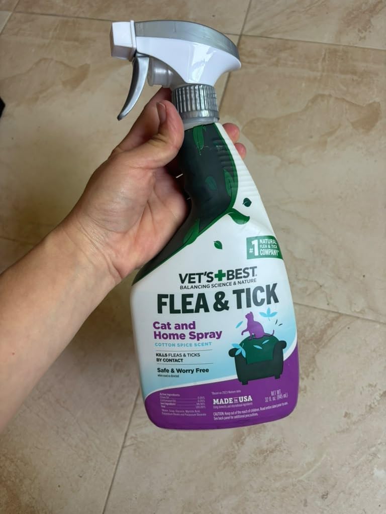 Vet's Best Flea & Tick Indoor Home Spray for Cats, Cotton Spice, 32 oz | Plant-Based Flea & Tick Spray, Cotton Spice Scent, Kills Fleas & Ticks on Contact, Gentle Indoor Cat Home Treatment customer photo 1