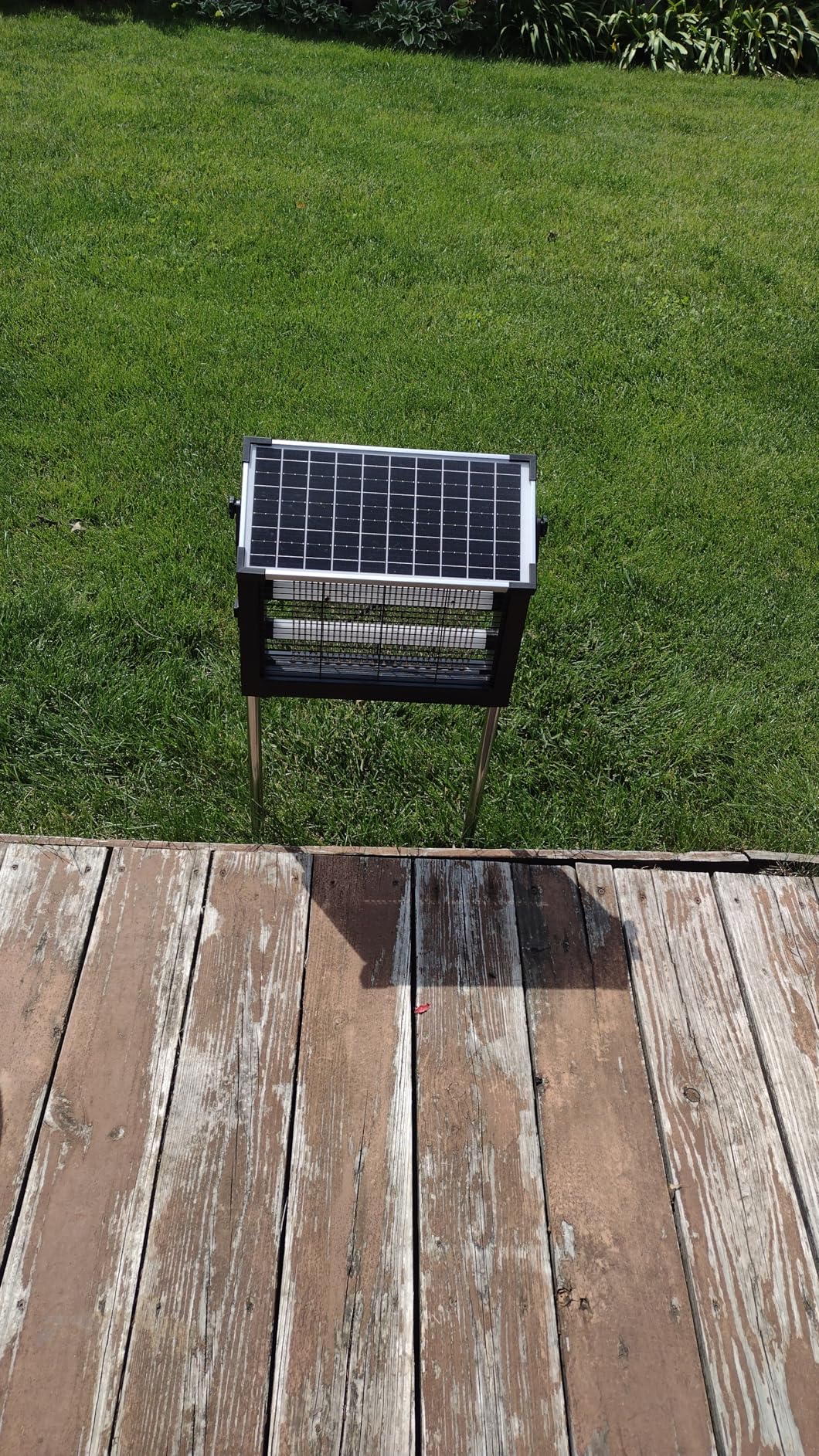 Solar Bug Zapper Outdoor, 4500V Solar Mosquito Zapper Outdoor Waterproof, 1/2 Acre Coverage Rechargeable Electric Fly Zapper, Cordless Portable Mosquito Traps for Backyard, Patio, Camping, Indoor customer photo 2