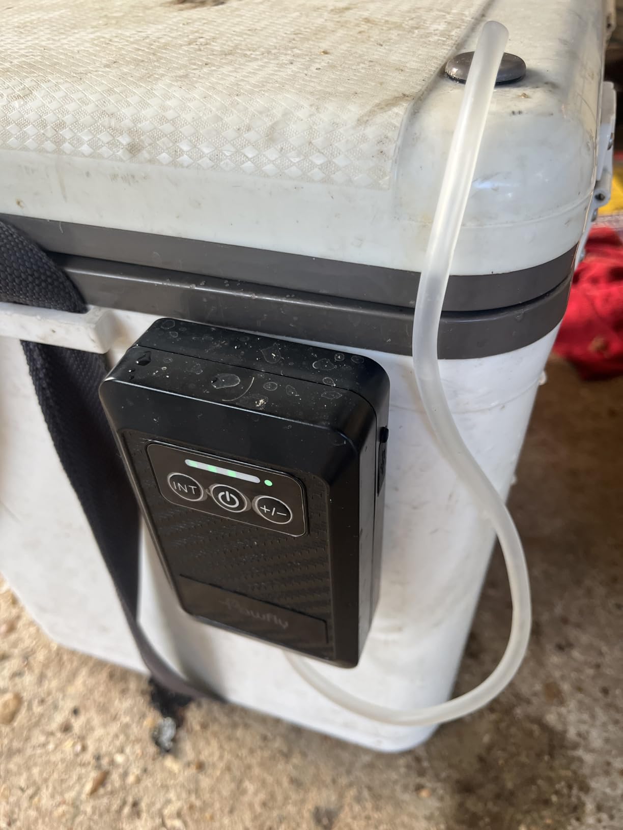 Pawfly Ultra Quiet Live Bait Aerator USB Rechargeable Battery Air Pump for 5-100 Gallon Bait Bucket Portable Battery Powered Oxygen Pump for Outdoor Fishing Power Outage and Fish Transportation customer photo 2