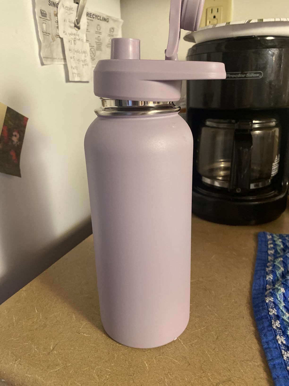 Fijinhom Insulated Water Bottle with Handle, 304 Stainless Steel Water Bottles with Wide Mouth, Double Wall Vacuum Sports Water Bottle, BPA Free, Keep Cold and Hot, 24 Ounces, Black customer photo 2