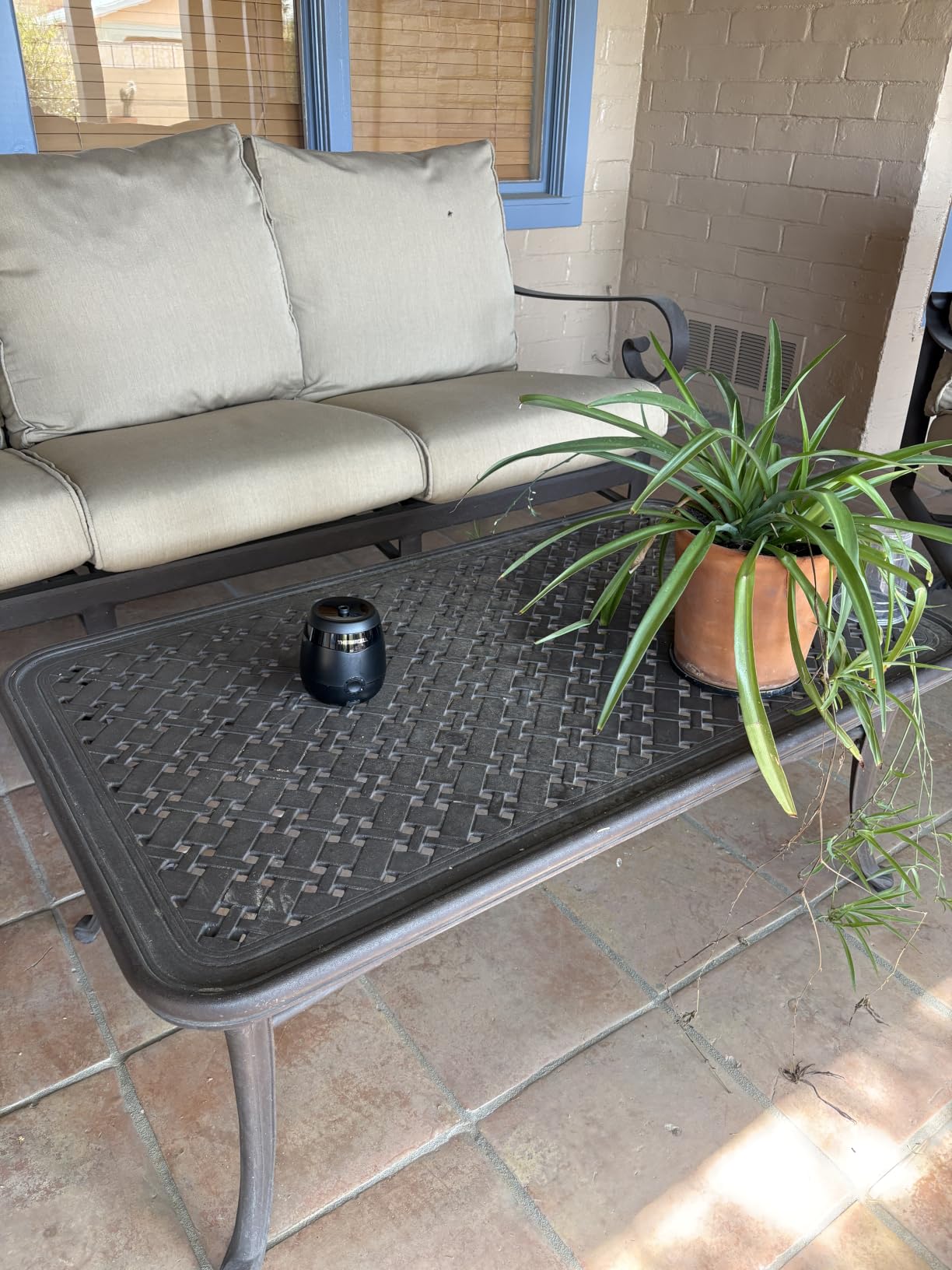 Thermacell E-ZoneGuard Patio Max Rechargeable Mosquito Repeller with 20-Foot Zone of Scientifically Proven Outdoor Protection; 12-Hr Battery; 36-Hr Refill; Bug Spray Alternative customer photo 2