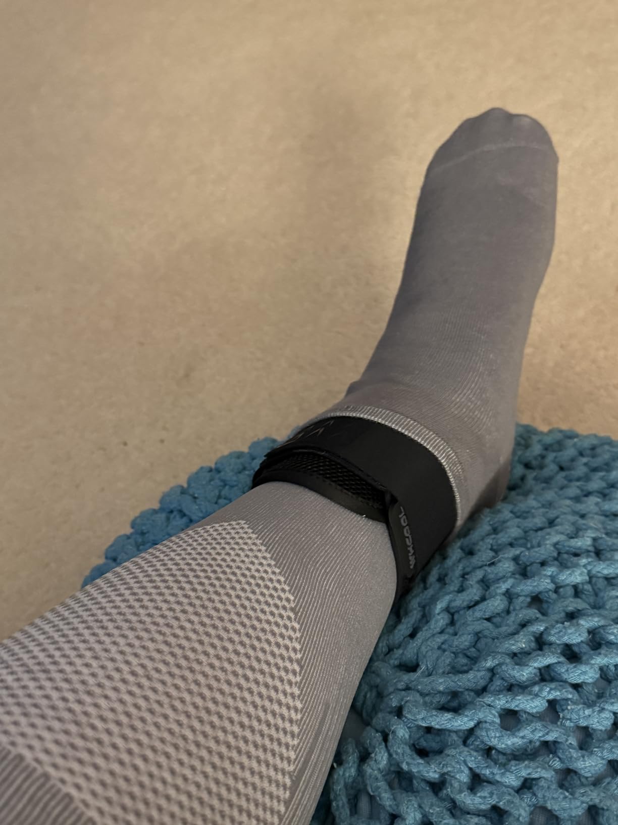 Slim-Fit Ankle Brace for Sprained Ankle, Quick Lace Up Ankle Support for Women Men with 2 Auto-Shaped Pads, Air Fabric Cool Ankle Stabilizer for Injury Recover, Running,Sports customer photo 1