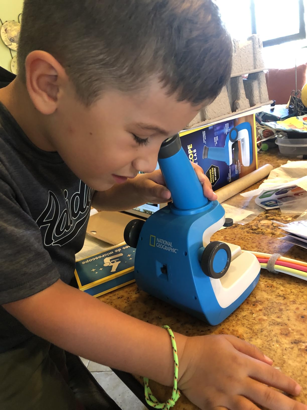 National Geographic Junior Microscope Science Kit with 250x Magnification | Handheld Mini Attachment, 12 Slides, Dual Viewing Options, Biology Experiments, Beginner STEM Toy, Birthday Gift customer photo 2