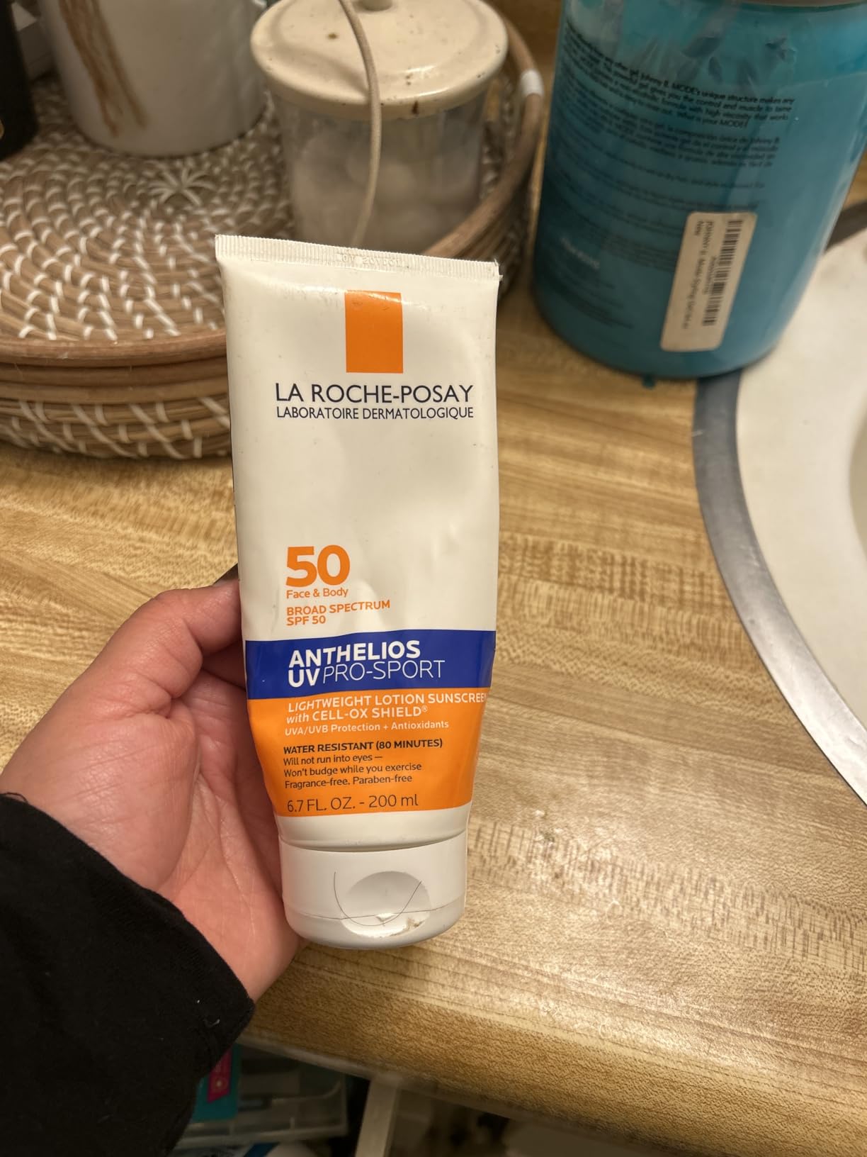 La Roche-Posay Anthelios UV Pro-Sport Sunscreen for Face & Body, Water & Sweat Resistant, Invisible Broad Spectrum Sunscreen, Lightweight & Breathable Skin Sun Protection customer photo 2