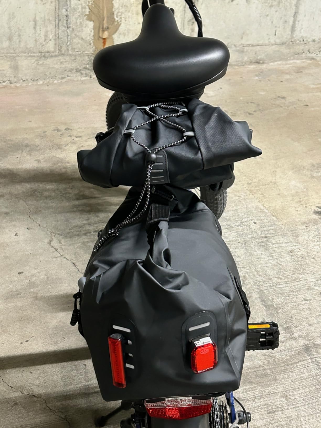 KEMIMOTO Bike Seat Bag, Expandable 11L Fully Waterproof Saddle Pouch | Bikepacking Road Bicycle Rear Pack Under Seat with PVC Reflective Panel & Four Bottom Hardboards customer photo 1