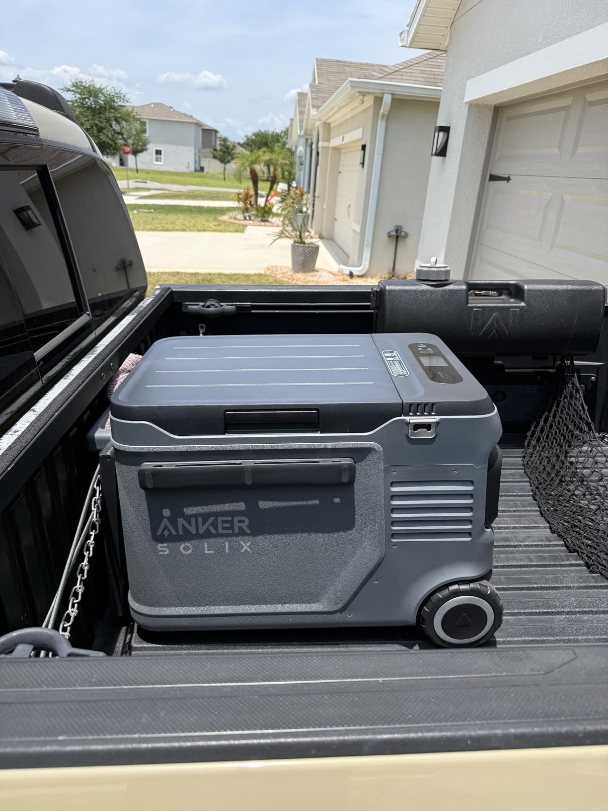 Anker SOLIX EverFrost 2 40 L Electric Cooler, 288Wh Battery, Outdoor | 288Wh LFP Battery, Powered by AC/DC or Solar, 42 qt Car Refrigerator for Outdoor Camping, Travel, and Fishing Trips customer photo 1