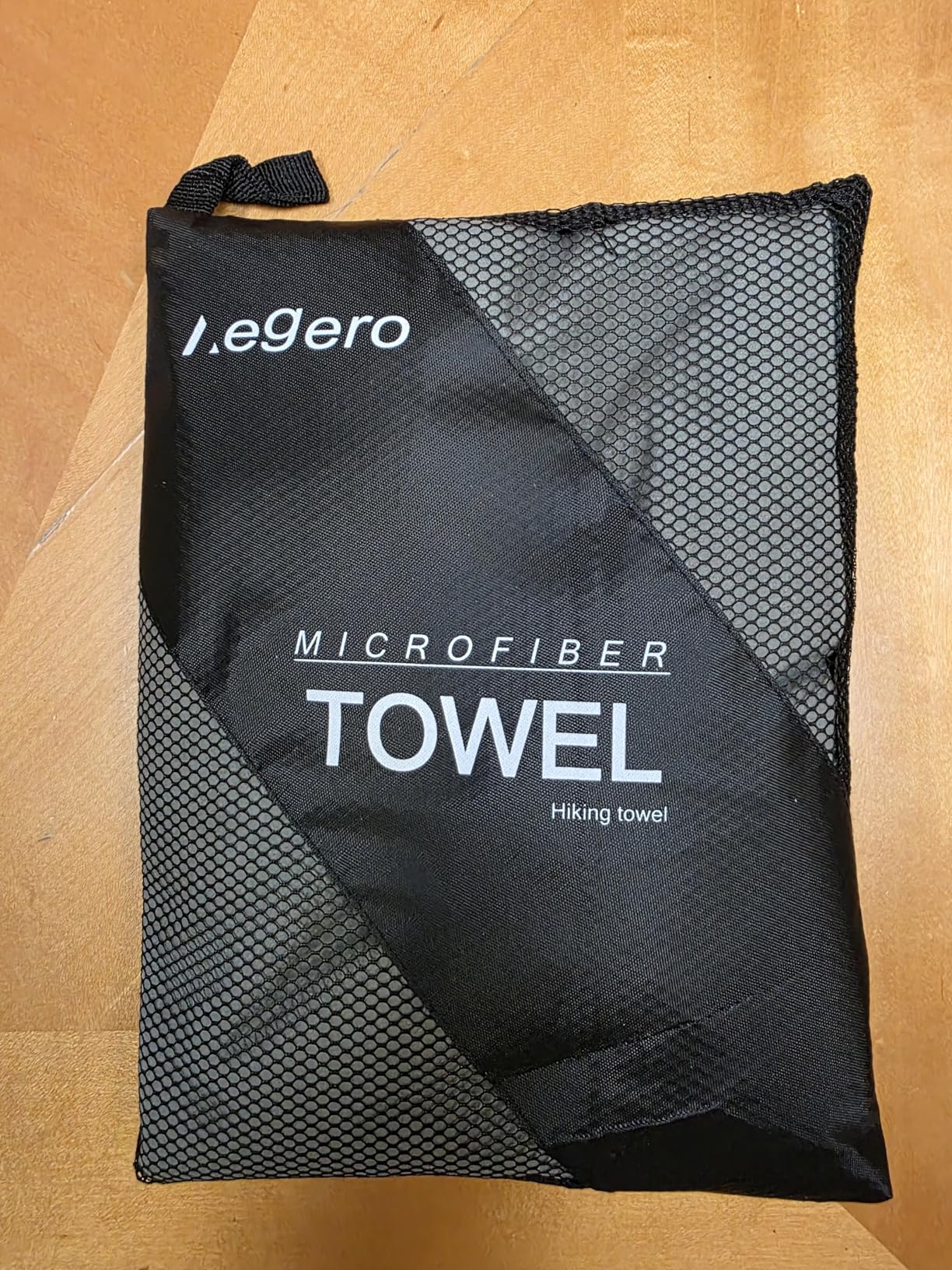 Aegero Camping Towel, 2 Pack Microfiber Travel Sports Towel, Quick Dry, Super Absorbent, Ultra Compact, Lightweight customer photo 1