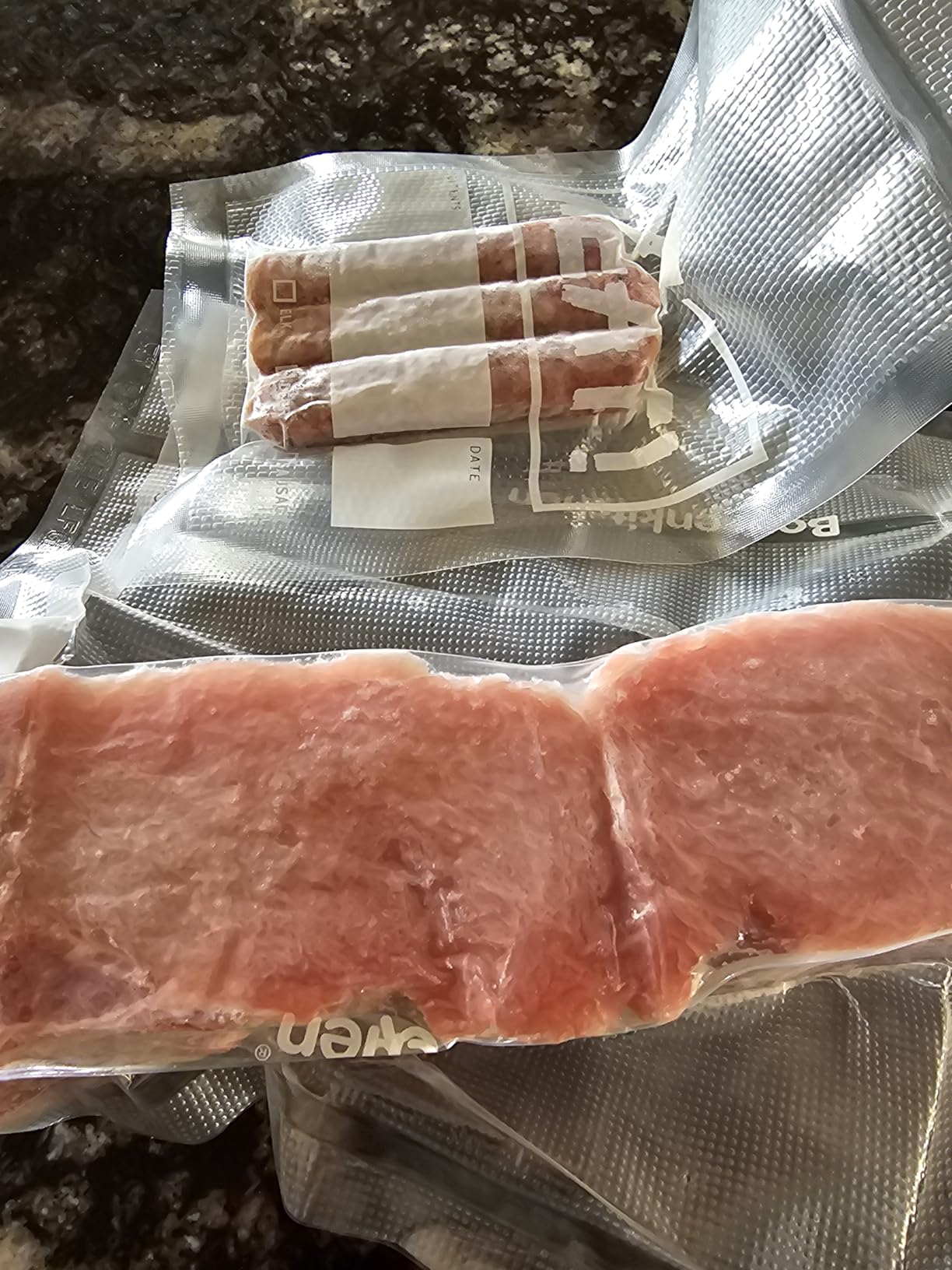 Weston Pro-2300 Vacuum Sealer Machine for Food Preservation & Sous Vide | Extra-Wide 5mm Bar For Bags Up To 15