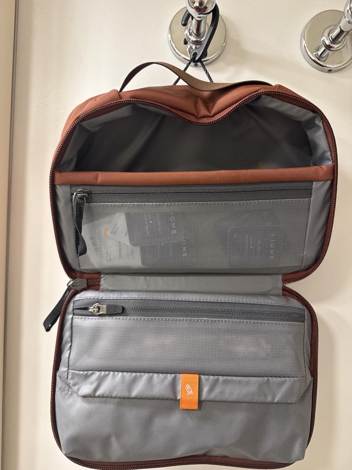 Bellroy Hanging Toiletry Kit 3L, Travel Toiletry Bag - Clay customer photo 1