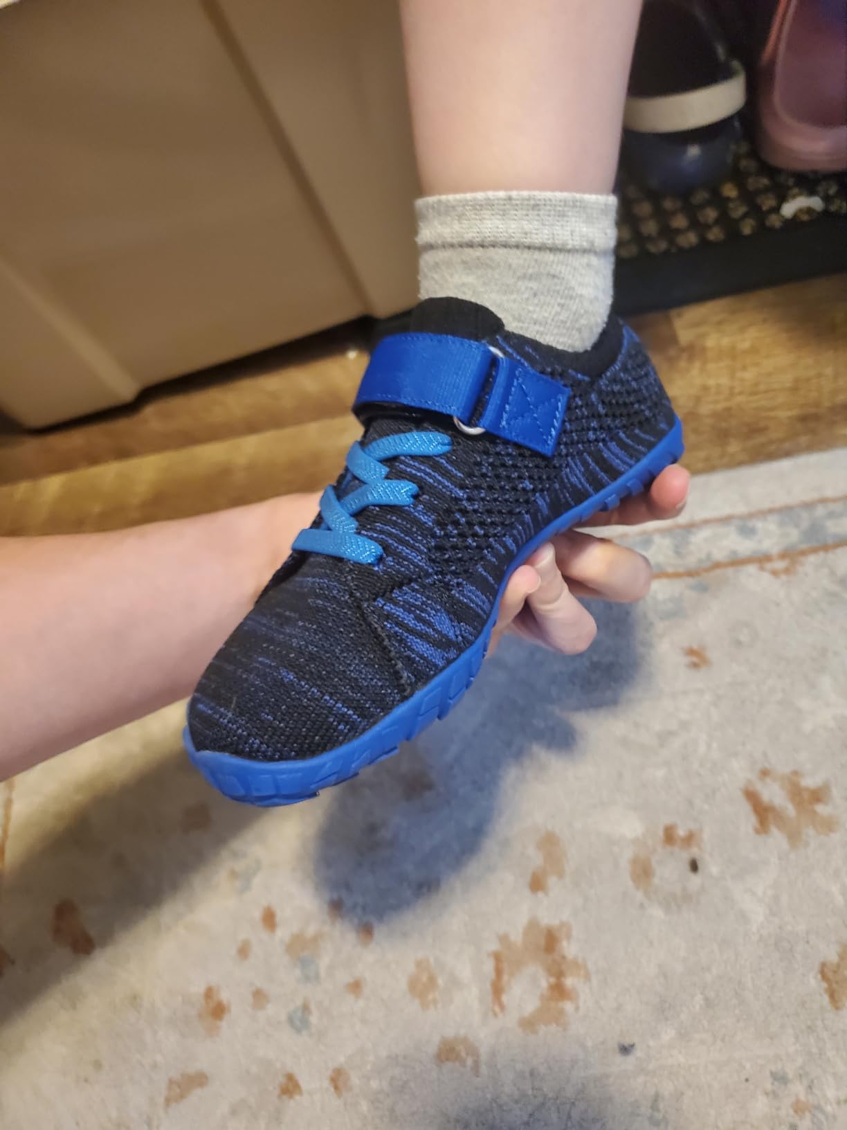 LeIsfIt Kids Barefoot Shoes Boys Girls Wide Toe Box Zero Drop Sneakers customer photo 1