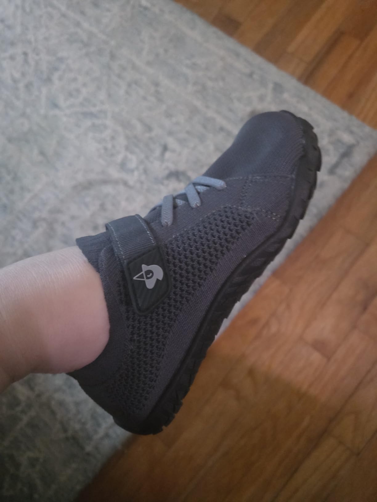 LeIsfIt Kids Barefoot Shoes Boys Girls Wide Toe Box Zero Drop Sneakers customer photo 2