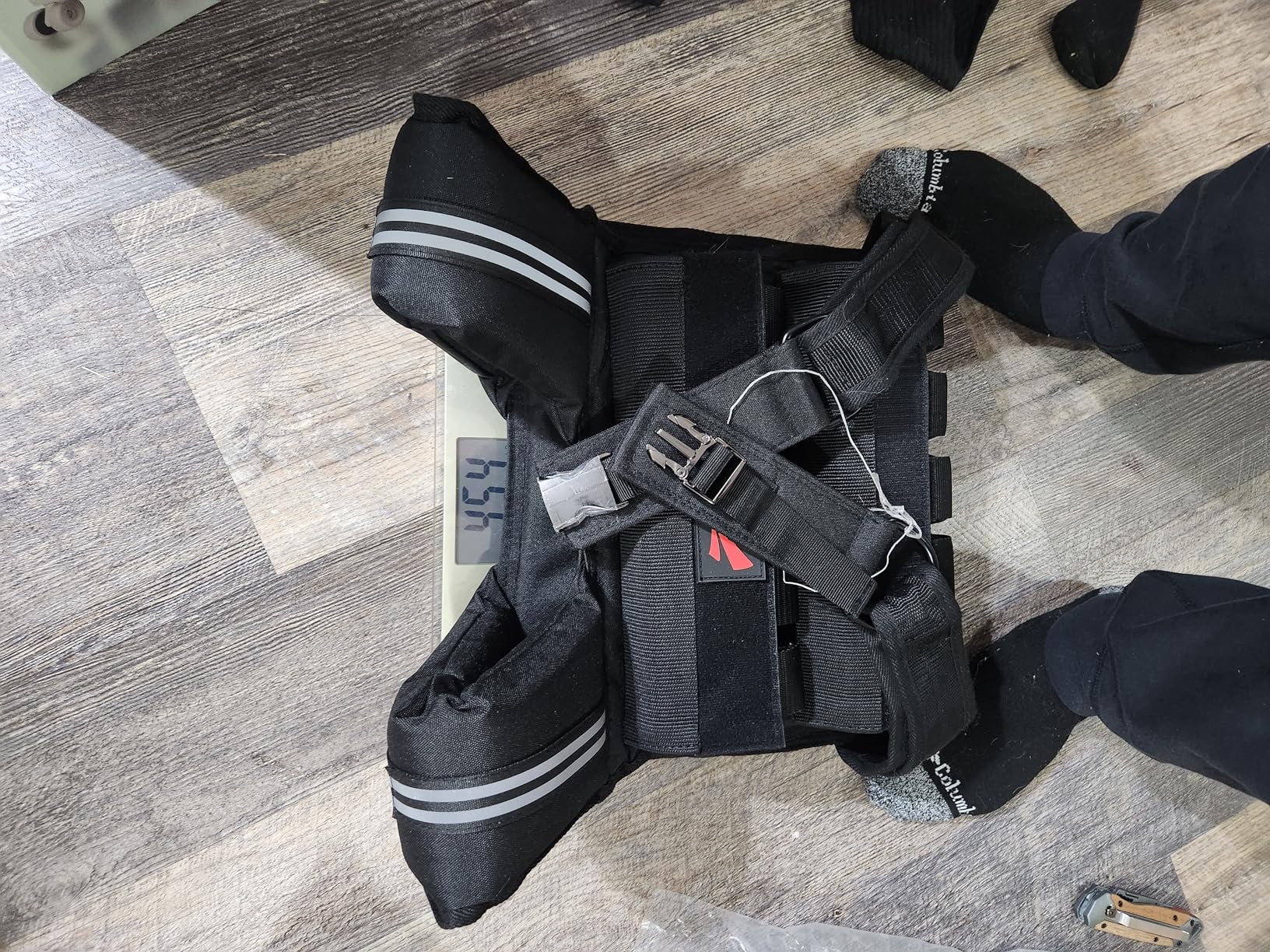 ZELUS Weighted Vest Men, 23lbs/36lbs/45lbs Adjustable Weight Vest with 10/16/20 removable Iron Weights and Reflective Strips, No-Bounce Design for Strength Training, Running, HIIT & Calisthenics customer photo 2