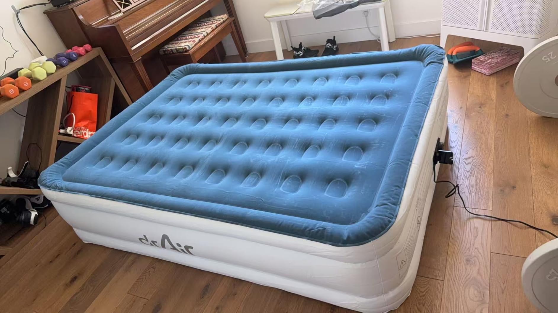 Dr. air Queen Air Mattress with Built-in Pump, 18